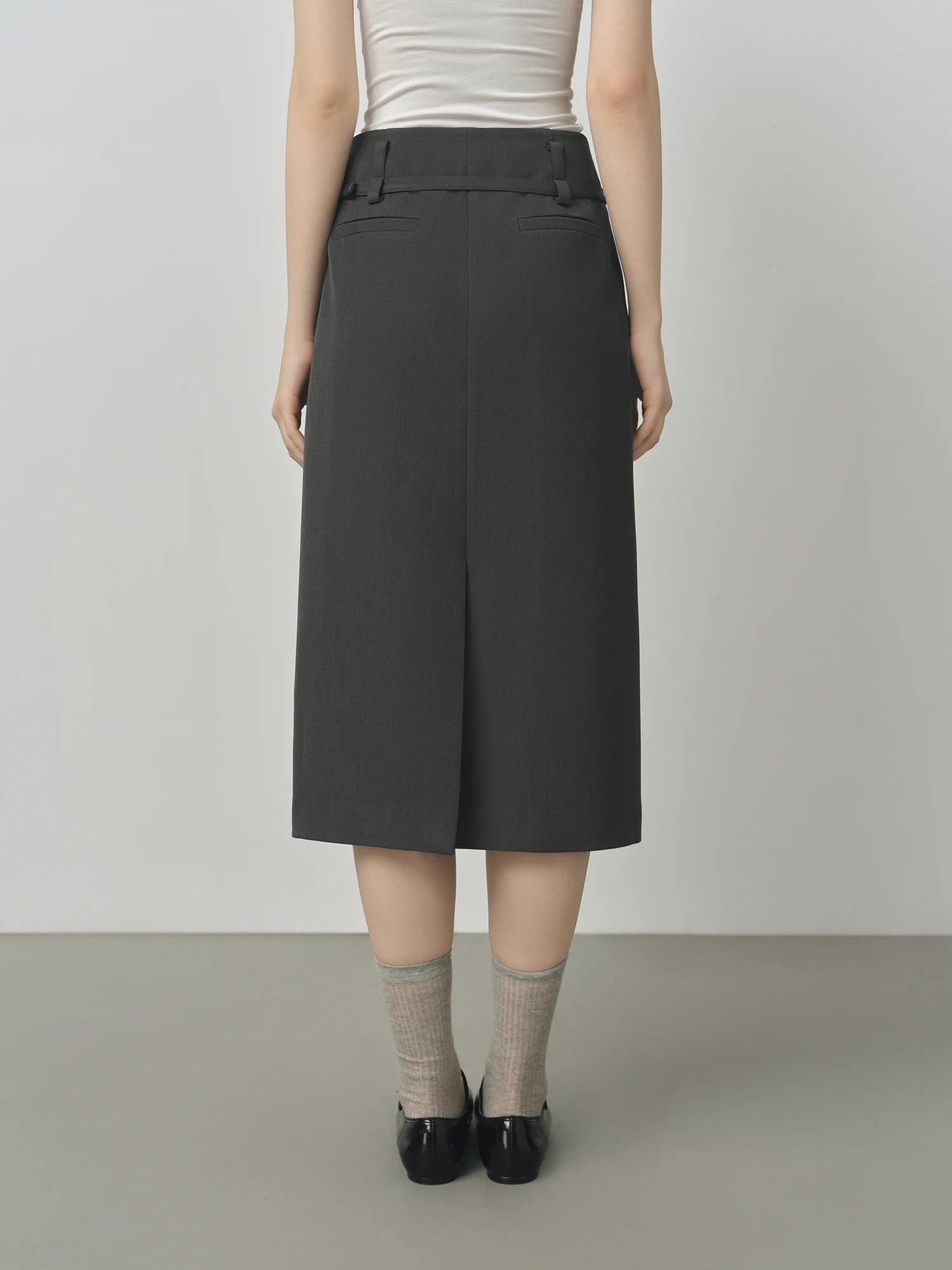 FSLE Dark Gray Retro Straight Skirt For Women Autumn 2025 New Arrival Minimal Temperament Commuting Office Chic Skirt