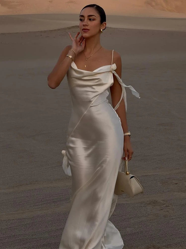 Elegant White Satin Backless Maxi Dress Women Sexy Sleeveless Spaghetti Strap Flower Decor Robe 2024 Night Club Party Dresses