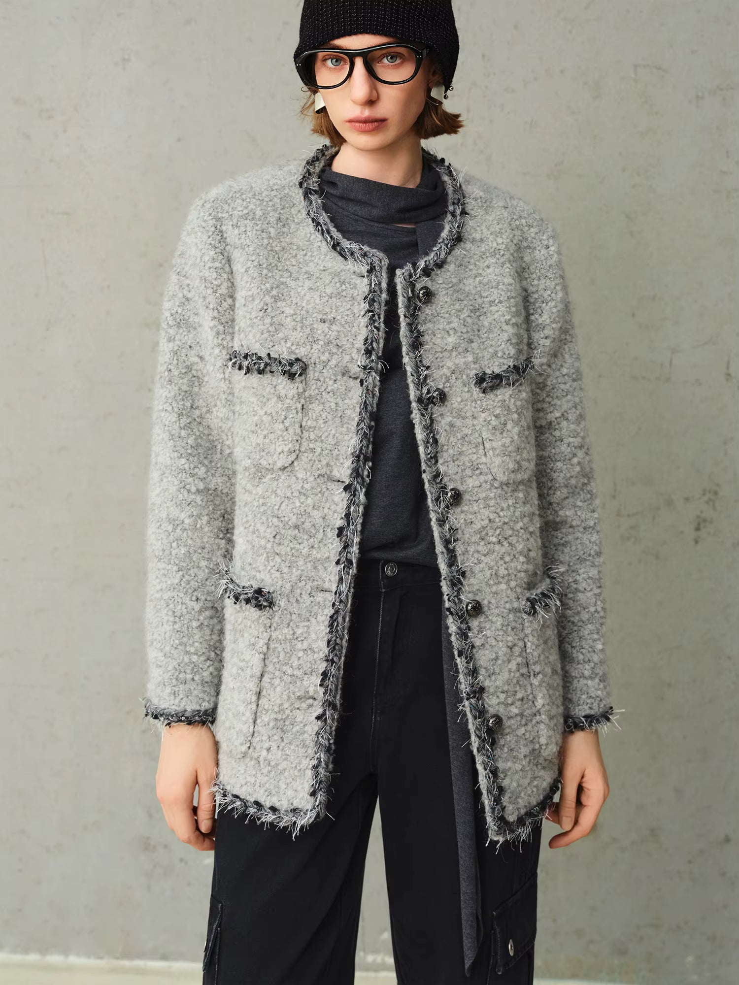 【Premium Series】Luxury Casual Series Vintage Charm French-Style Jacket for Women 2025 Winter New Arrival Short Jackets