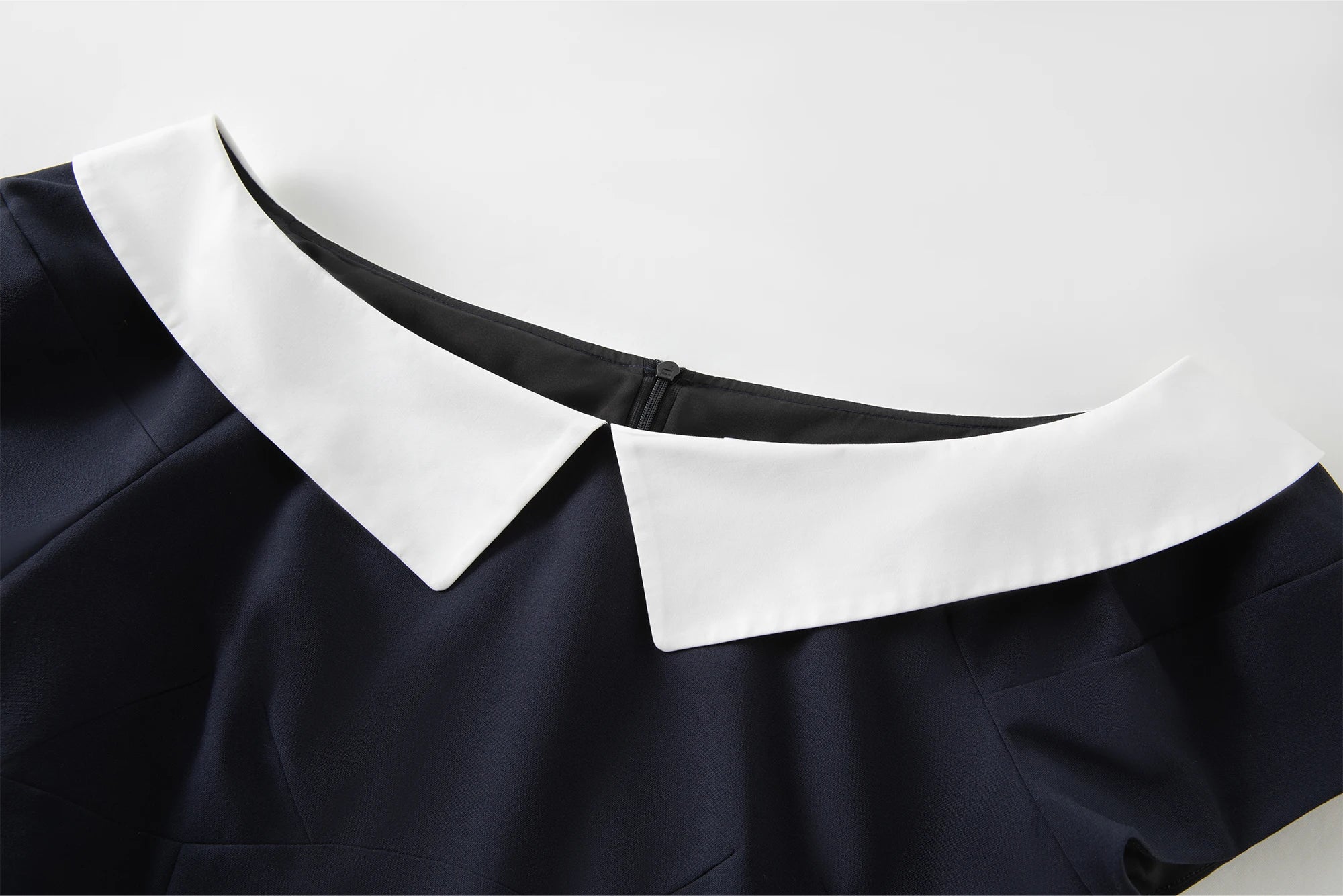 FSLE Contrast Color Splicing Lantern Sleeve Dress Female 2025 Summer New One-line Shirt Collar Mid-length Dress