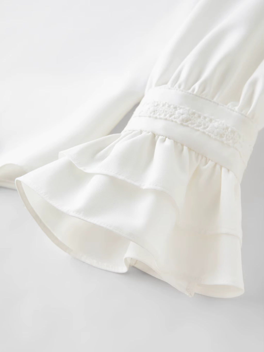 2025 New Arrival Women's Double Layer Peter Pan Collar Embroidered Blouse Sweet Vintage Shirt Elegant Layering Top Shirt