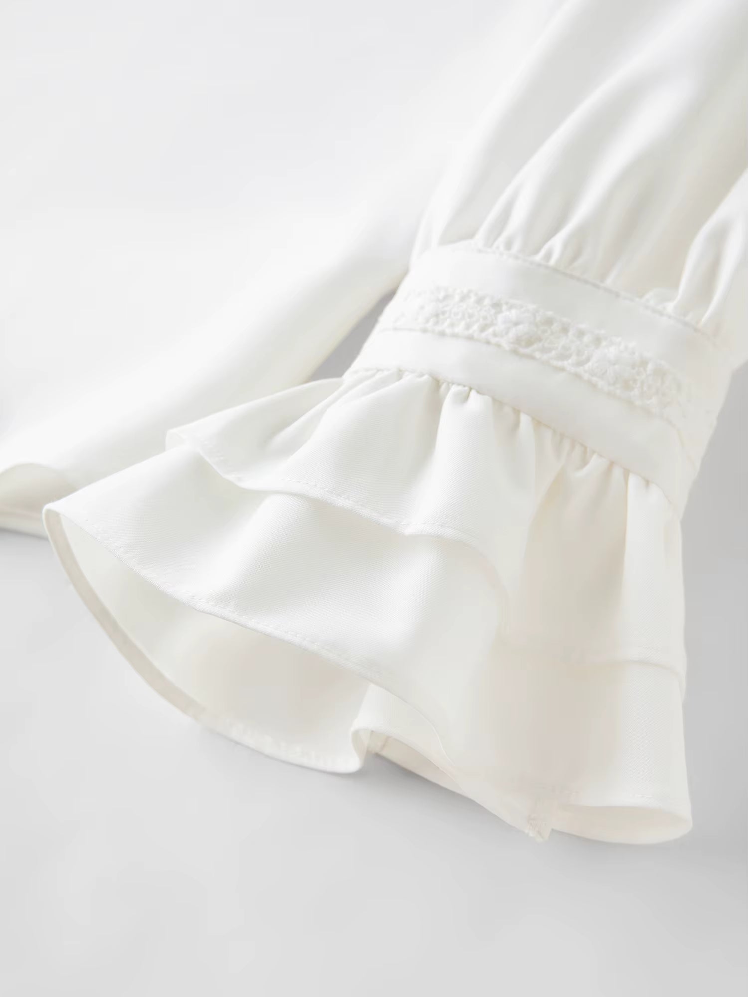 2025 New Arrival Women's Double Layer Peter Pan Collar Embroidered Blouse Sweet Vintage Shirt Elegant Layering Top Shirt