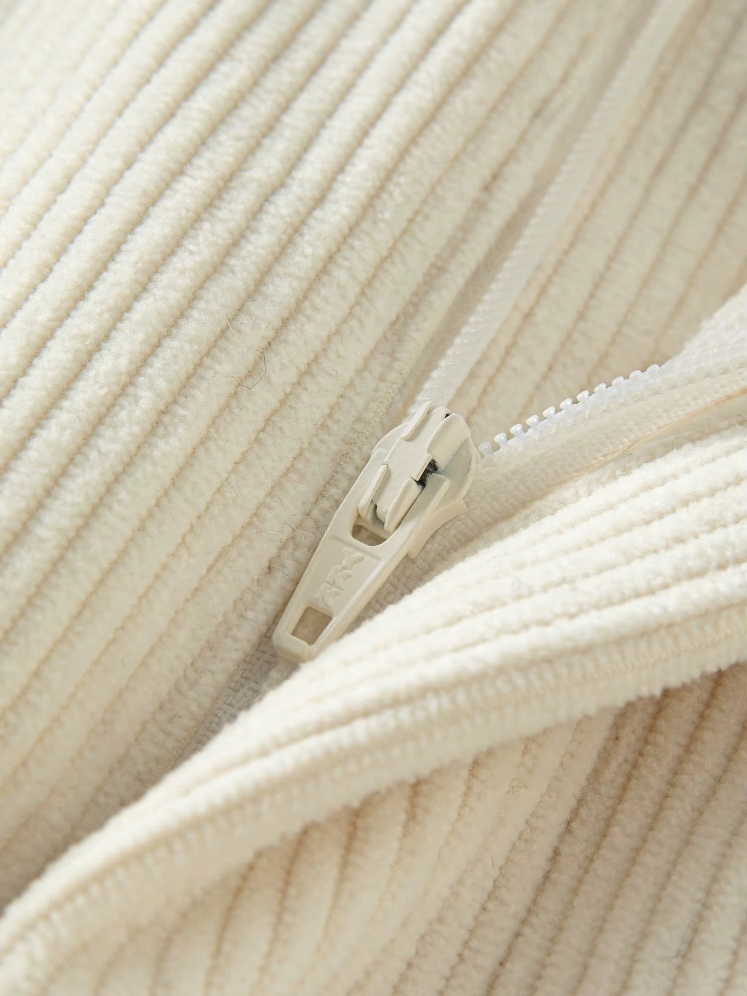 Vintage Relaxed Drape Straight Casual Tros Herringbone Fabric for Women Winter 2025 New Arrival Slimming Effect Pants