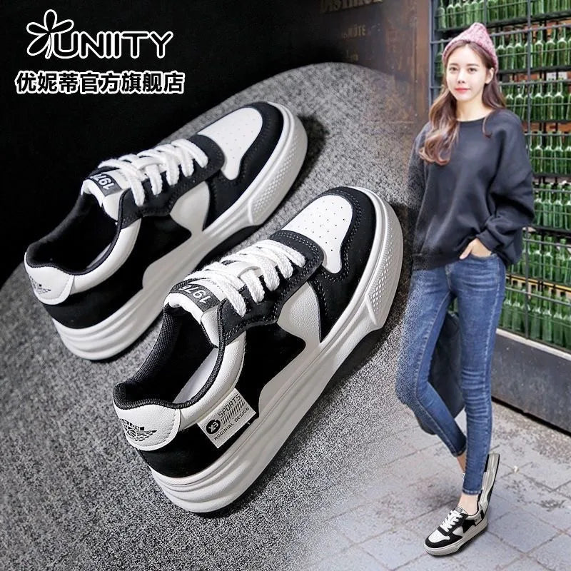 2024 Brand Leather Women's Sneakers White Platform Woman Sports Sneakers Female Vulcanized Shoes Sneakers Casual Ladies Trainers