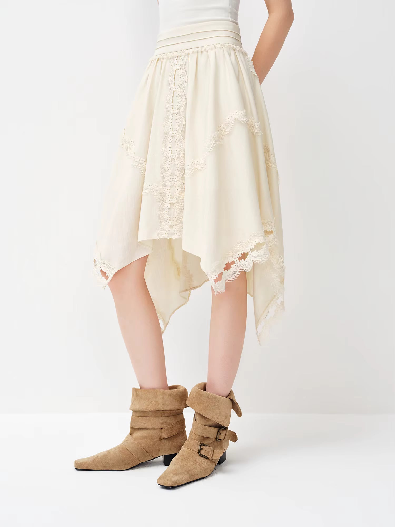 2026 Spring Women's V-Neck Ruffle Camisole Asymmetrical Hem Skirt Two Piece Set Bohemian Floral Coord Soft Elegant Style