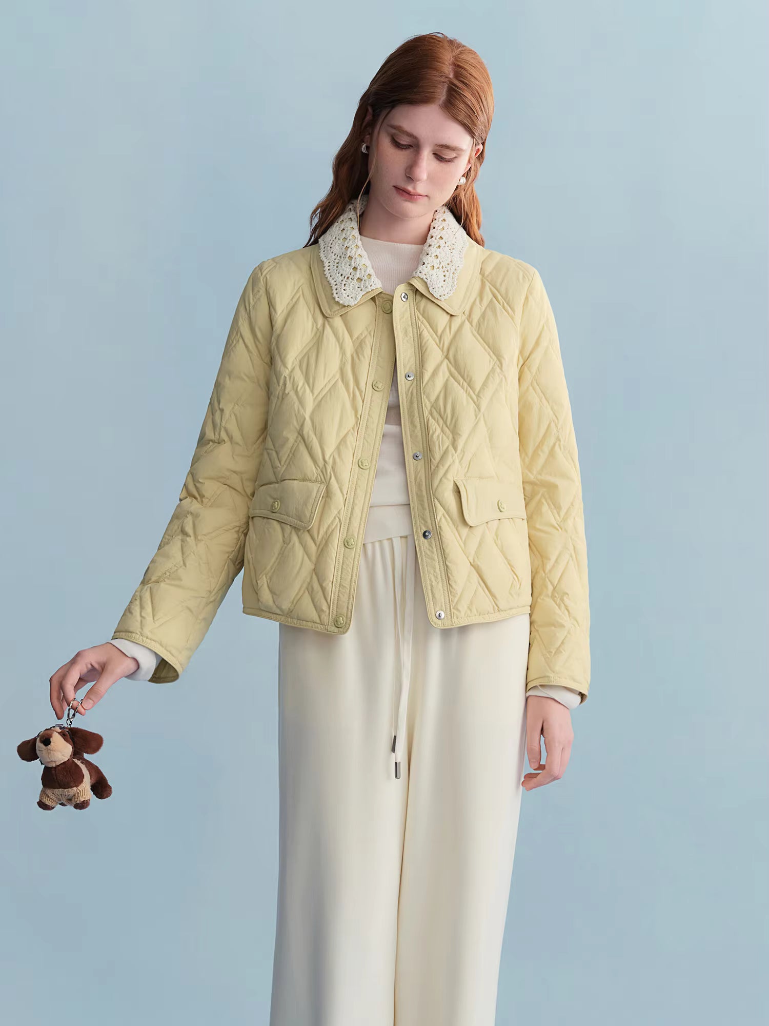 Plus Size Women's Cream Quilted Down Coat with Crochet Lace Collar Winter 2025 Fashion Warm Short Puffer Jacket Outerwear