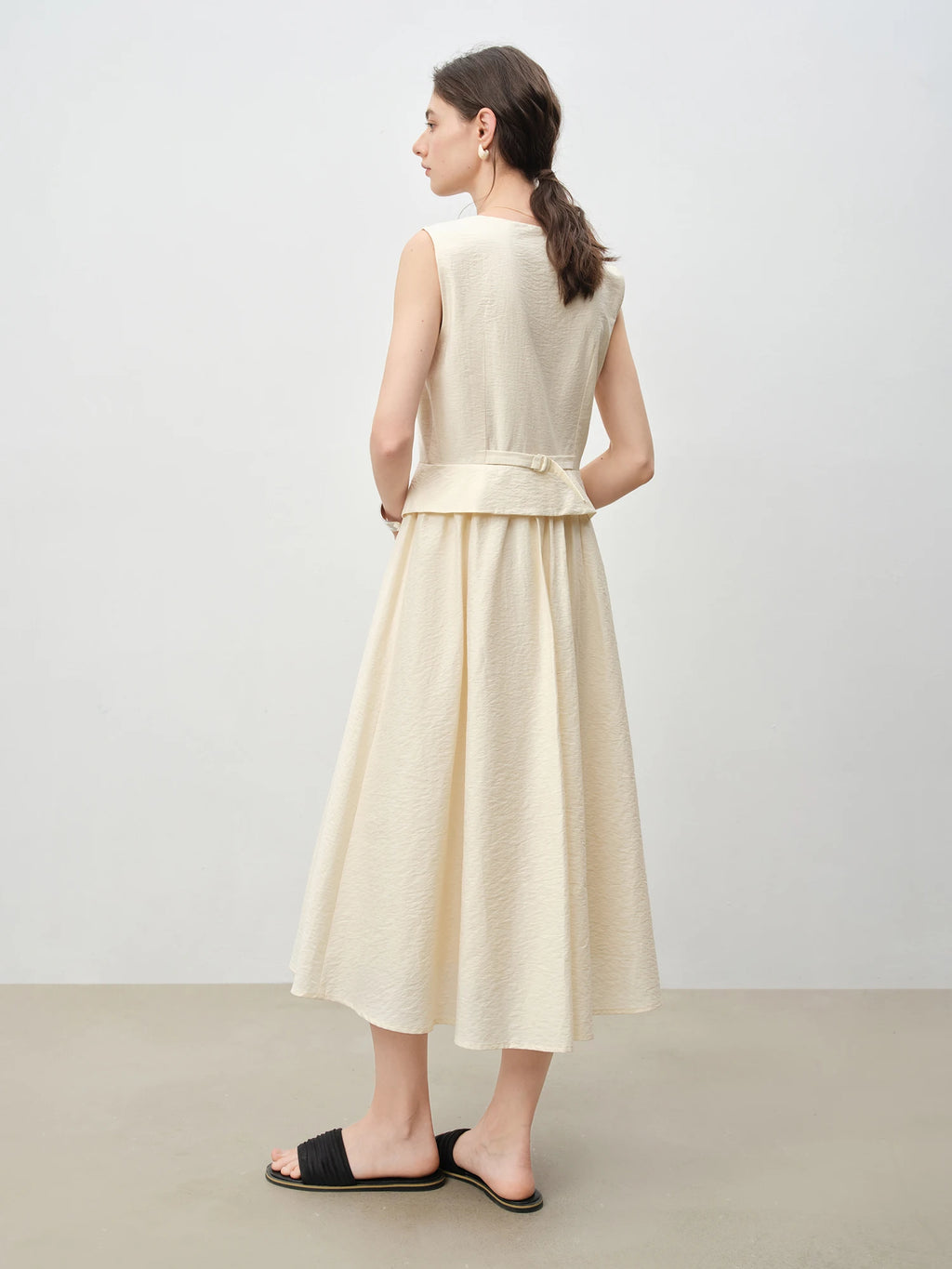 ZIQIAO Linen Material Design Waist Dress Women 2025 Summer New Temperament Slim Vest Dress