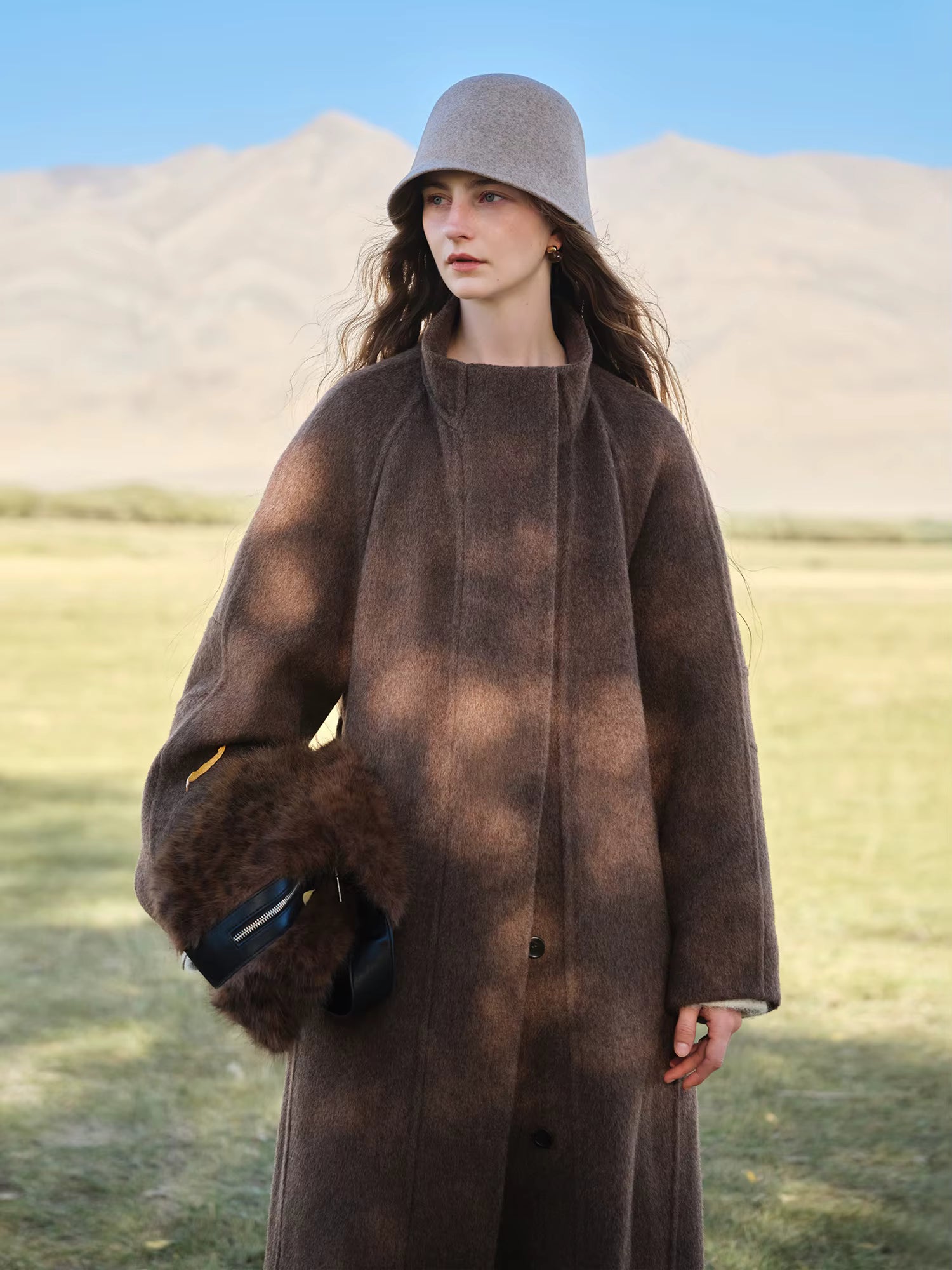 Minimalist Standing Collar Straight Cut Yak Wool Double-Faced Cashmere Coat Winter 2025 New Arrival Versatile Outerwear