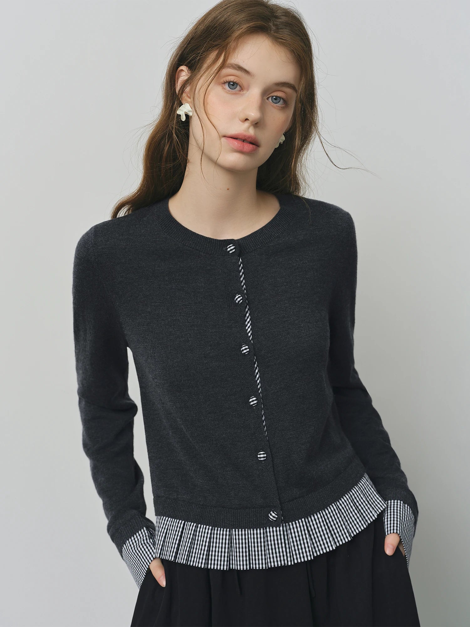 FSLE Genius Girl Round Neck Knit Cardigan for Women 2025 Autumn New Pleated Check Pattern Patchwork Top Sweaters
