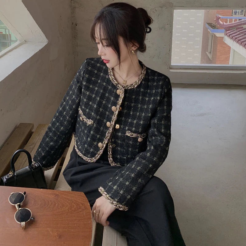 2024 Korea New Arrive Elegant Retro Plaid Short Woolen Jackets Women Autumn Ladies Long Sleeve Metal Single Breasted Tweed Coat