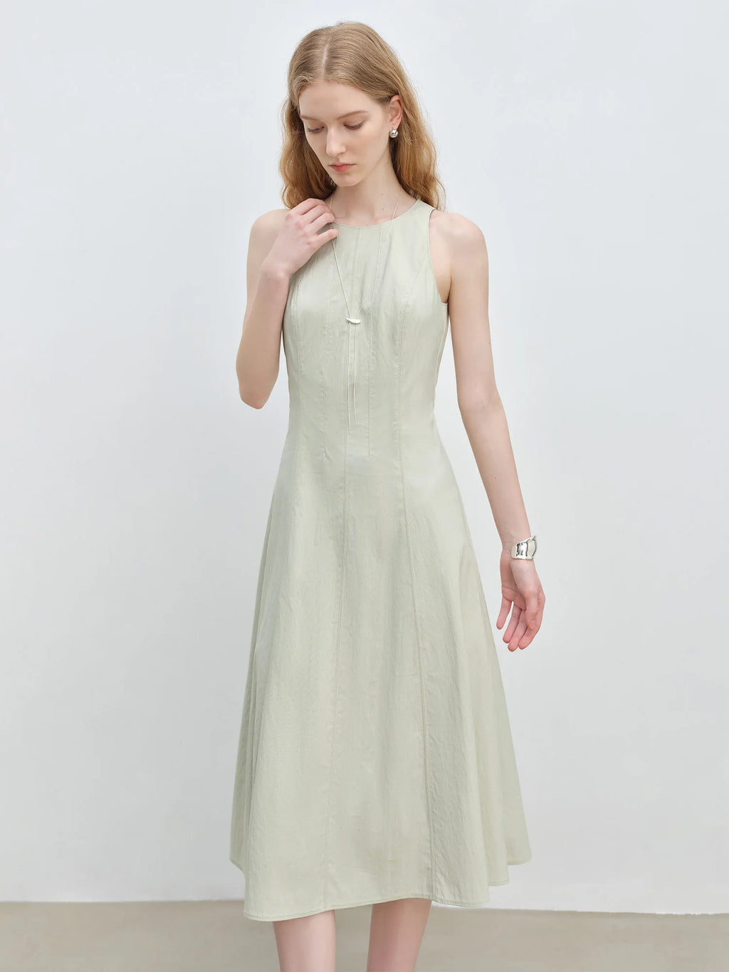 ZIQIAO Workplace Simple Commuting Waist Dress Women 2025 Summer New Green Slim Temperament Vest Skirt