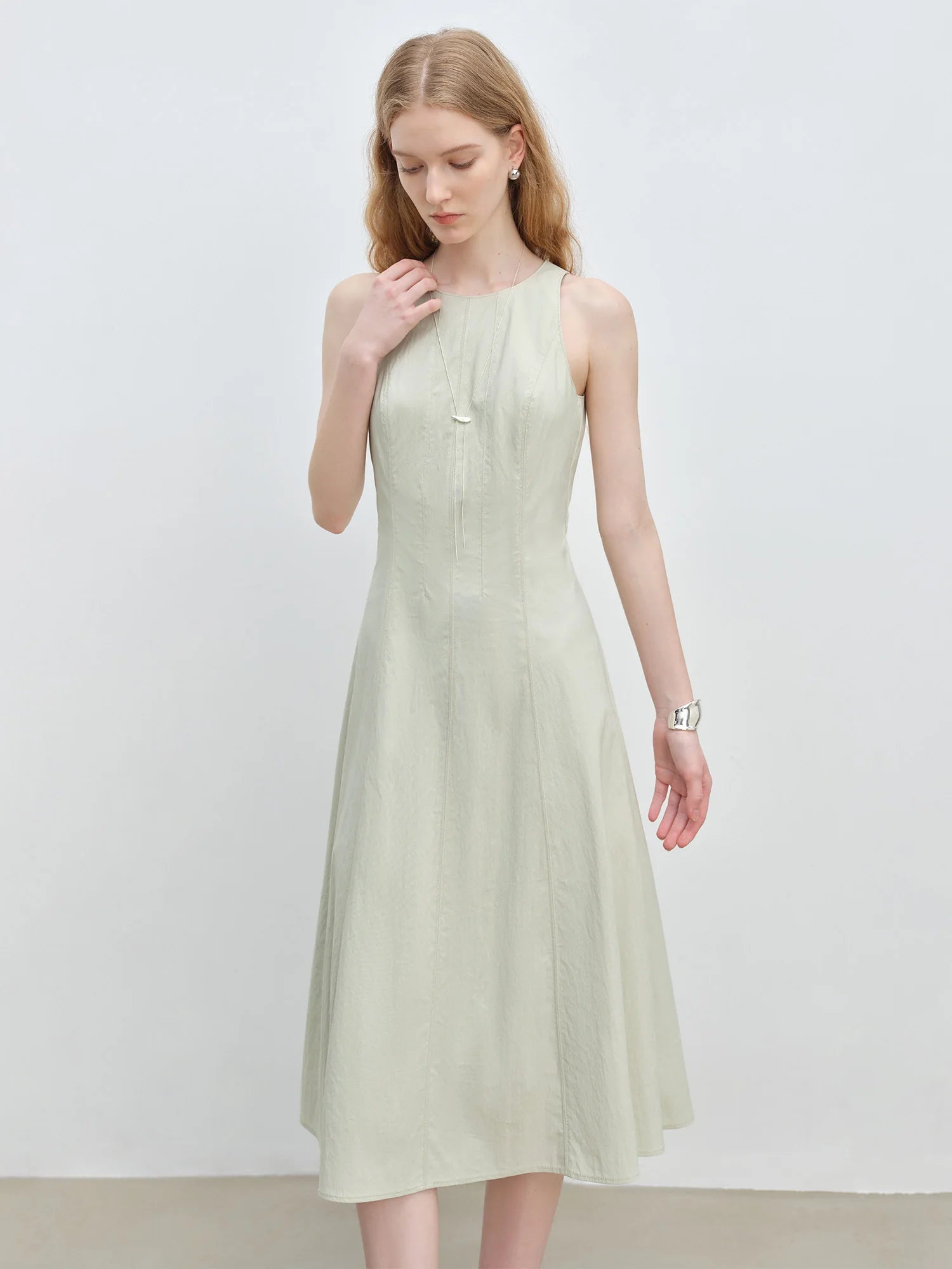 ZIQIAO Workplace Simple Commuting Waist Dress Women 2025 Summer New Green Slim Temperament Vest Skirt