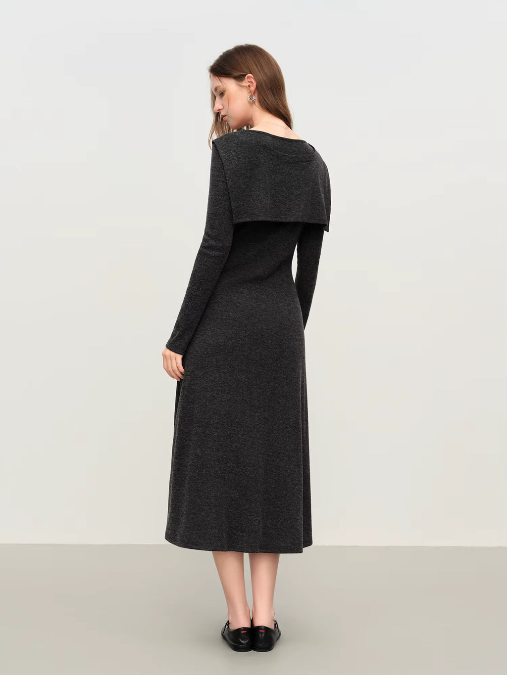 French Style Design Shawl V-neck Dress 2025 Autumn and Winter Slimming A-line Knitted Clothing Female Elegant Leisure