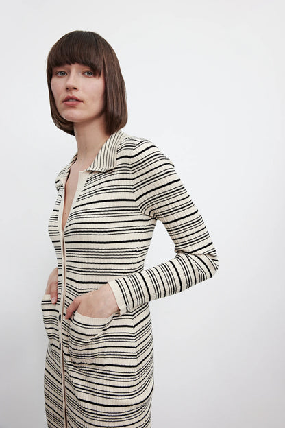 Ethereal  2023  autumn new style of French style skinny treasure dress with striped lapel