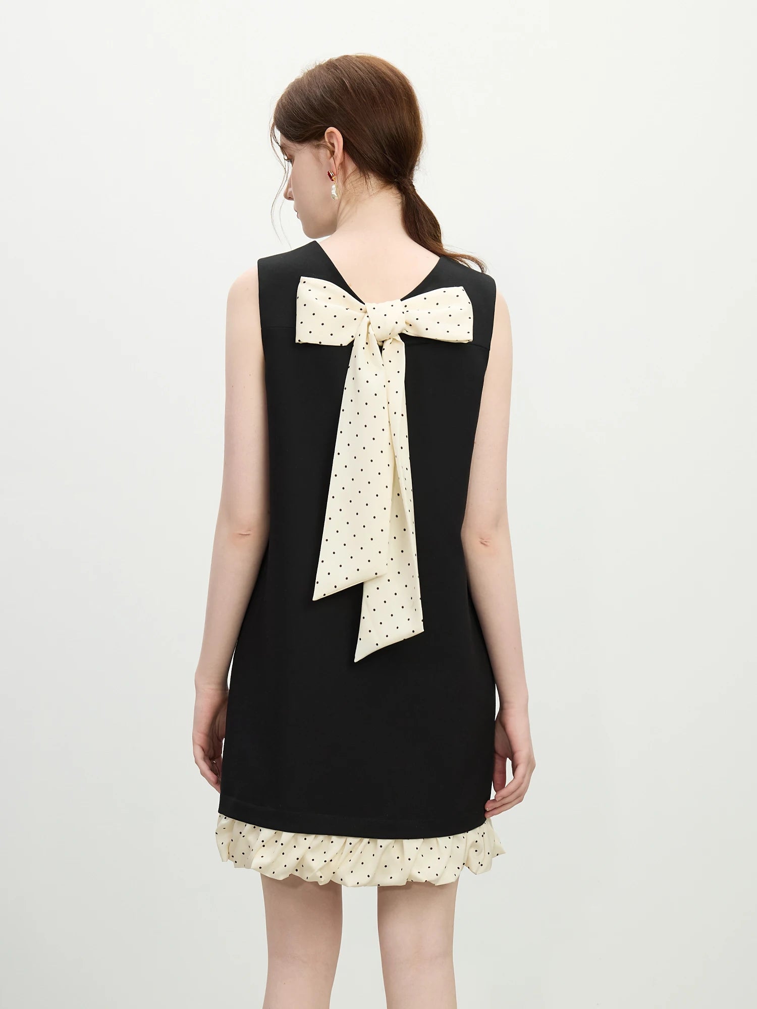 FSLE French Elegant Retro Contrast Dress Women Summer 2025 New Arrival Polka Dot Bow A-line Straight Chic Dress