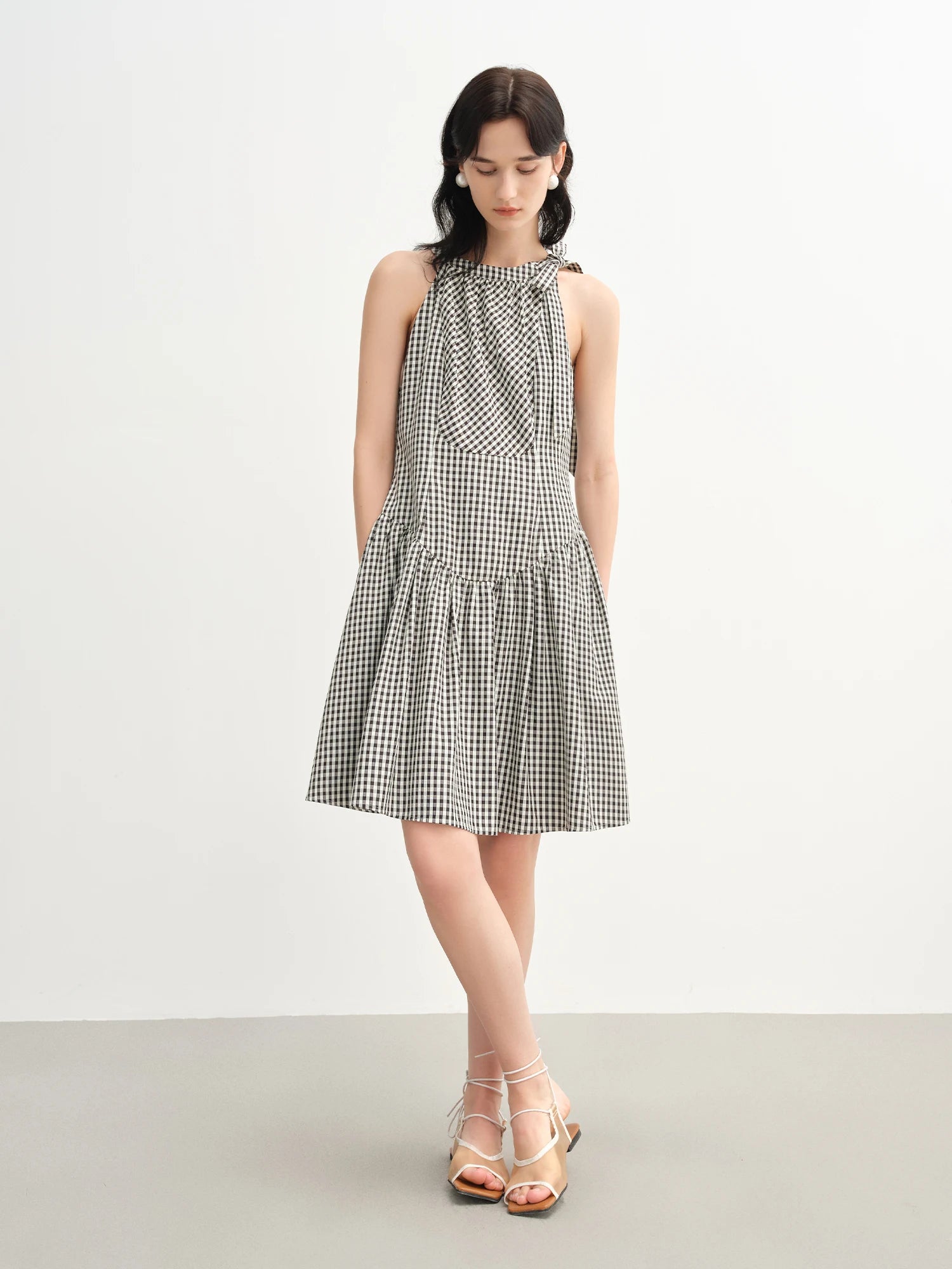 DUSHU Women Halter Neck Lace-up Plaid Dress 2025 Summer New Arrival Sweet Style Retro Halter Neck Casual Chic Dress