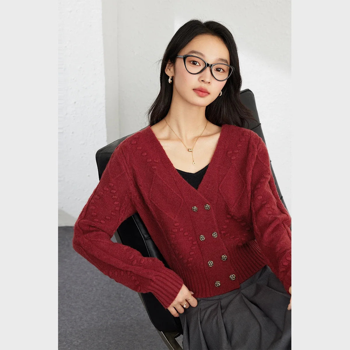 VIMLY Women's Simple Casual Knitted Sweater Autumn New Red O-Neck Long Sleeve Office Lady Small Fragrant Cardigan Tops Jacket