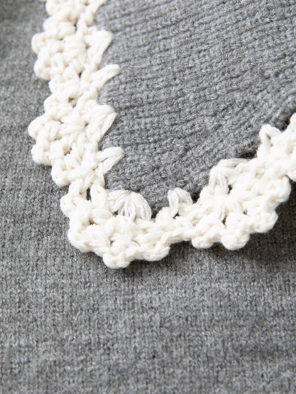 Women's Fashion Embroidery Hook Flower Knit Cardigan with Sweet Lace Edges Turned-Up Collar Flattering Sweater Cardigan