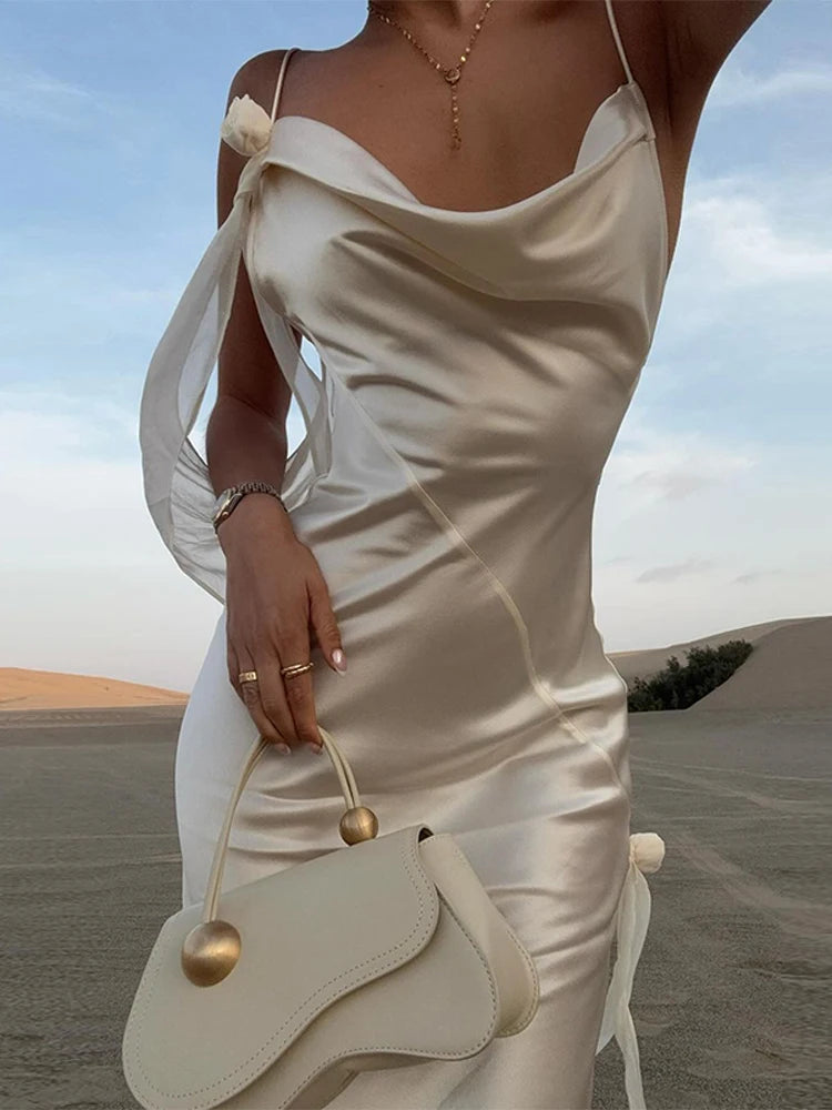 Elegant White Satin Backless Maxi Dress Women Sexy Sleeveless Spaghetti Strap Flower Decor Robe 2024 Night Club Party Dresses