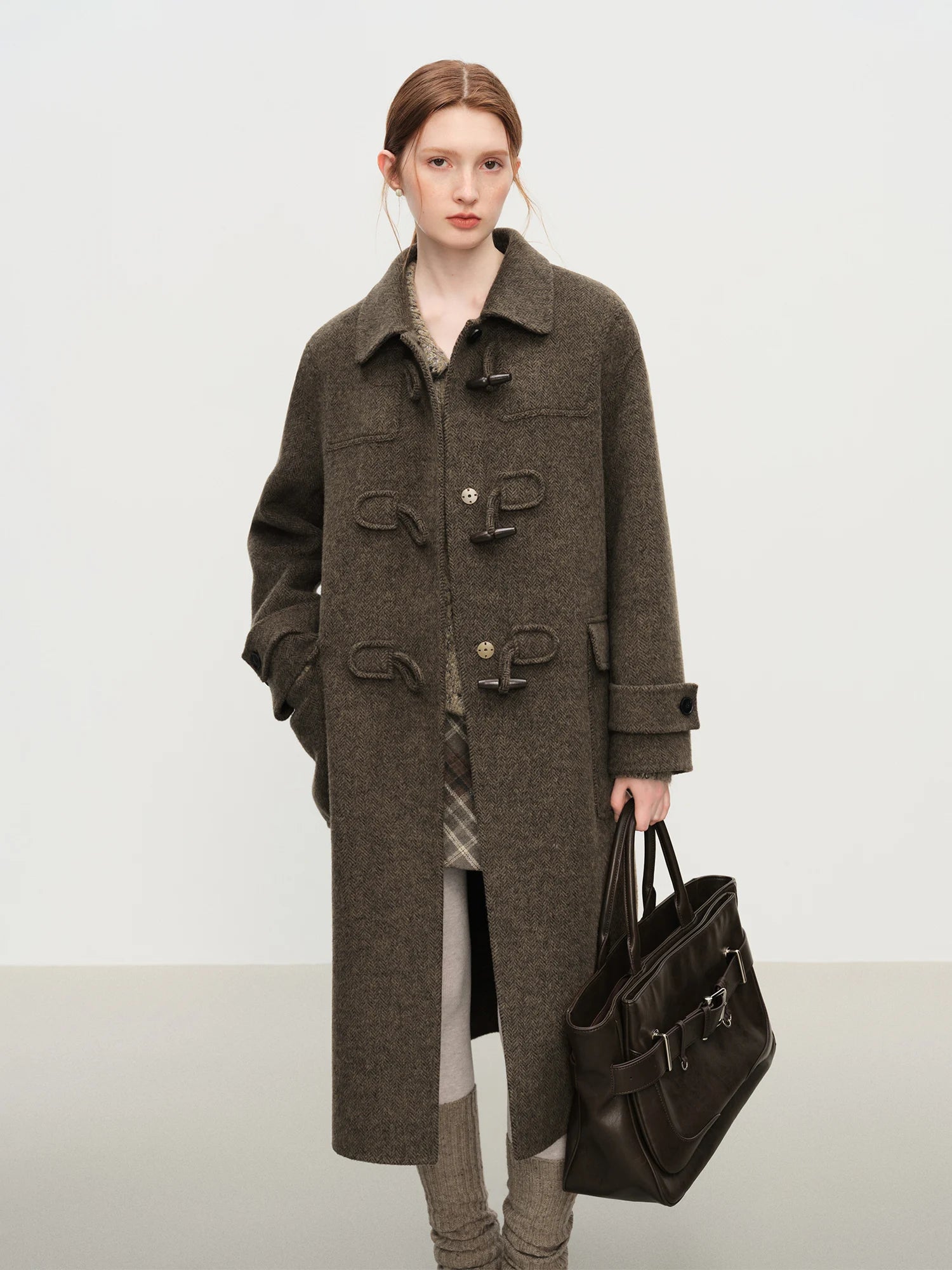 FSLE Retro Academic Herringbone Double-Faced Tweed Coat for Women Winter 2025 New Arrival Oversized Jacket Outerwear Blends