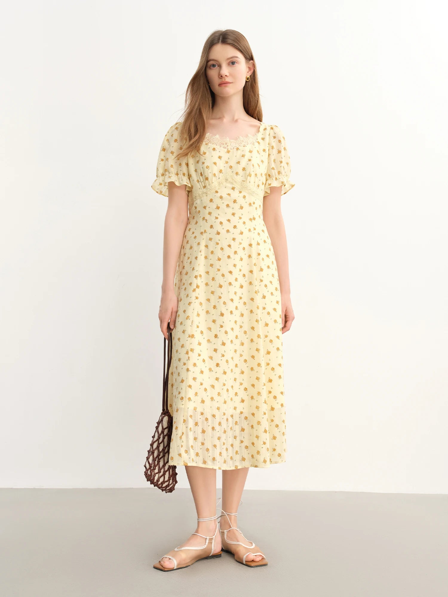 DUSHU Elegant Tailored Mid-Length Plus Size Women's French Lace Patchwork Floral Dress 2025 Summer New Dresses