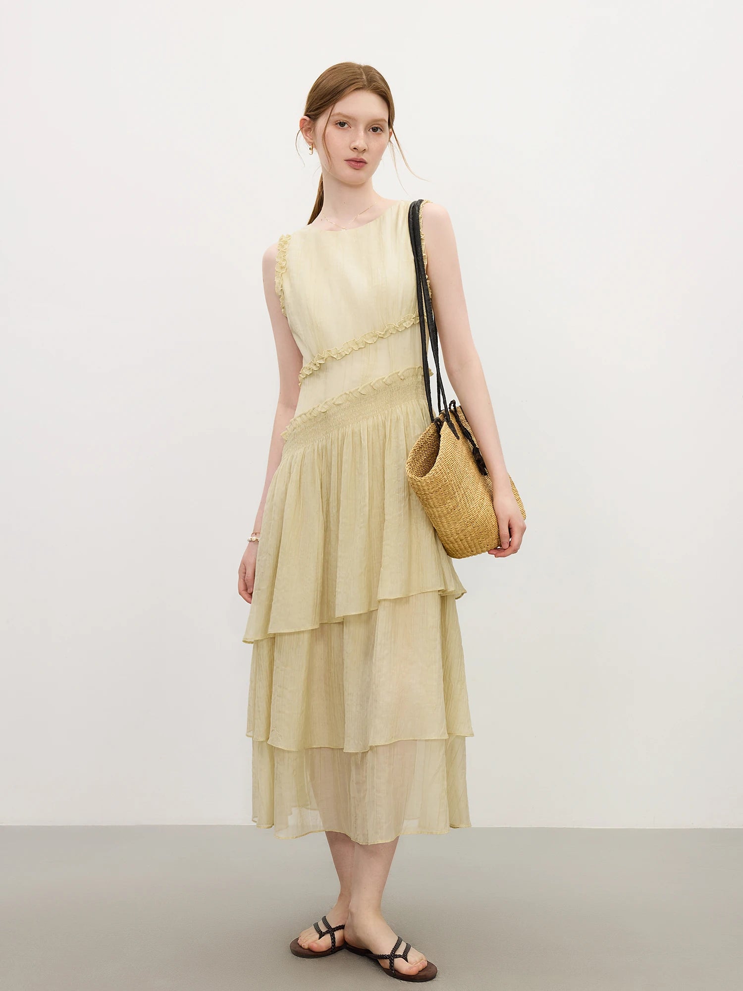 FSLE 2025 Summer Textured Pleat Dress - Fluid Asymmetric Hem Sleeveless Resort to Office Elegant Silhouette