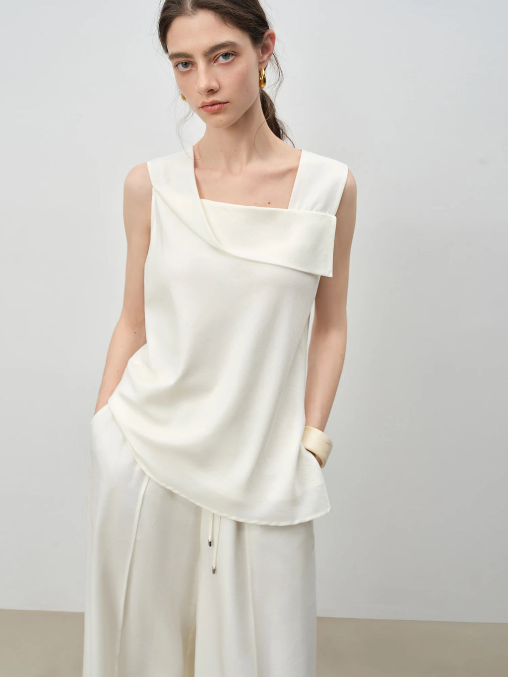 ZIQIAO Holiday White Design Tops and Pants Suits for Women 2025 Summer New Styles