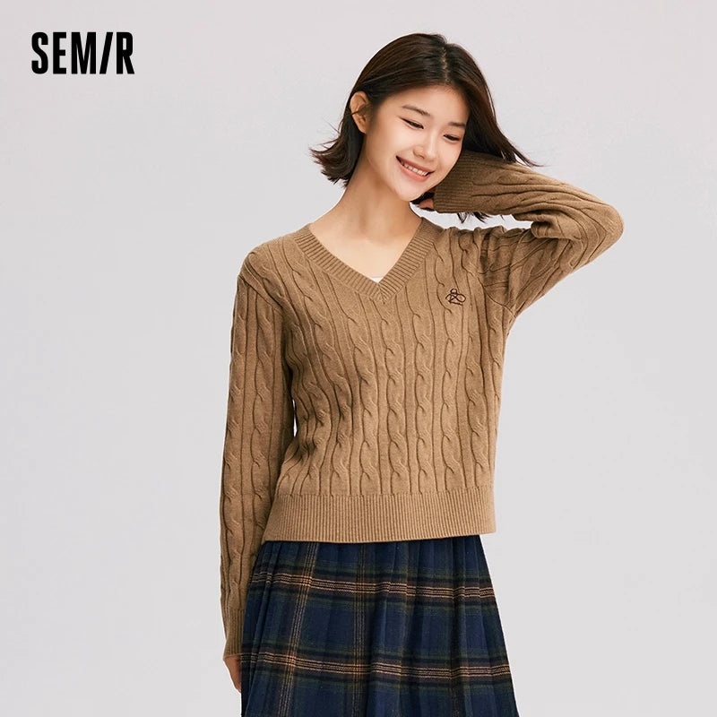 Semir Sweater Women Embroidery V-Neck Slimming Loose 2024 New Winter Twisted Top Retro Style Pullover Sweater
