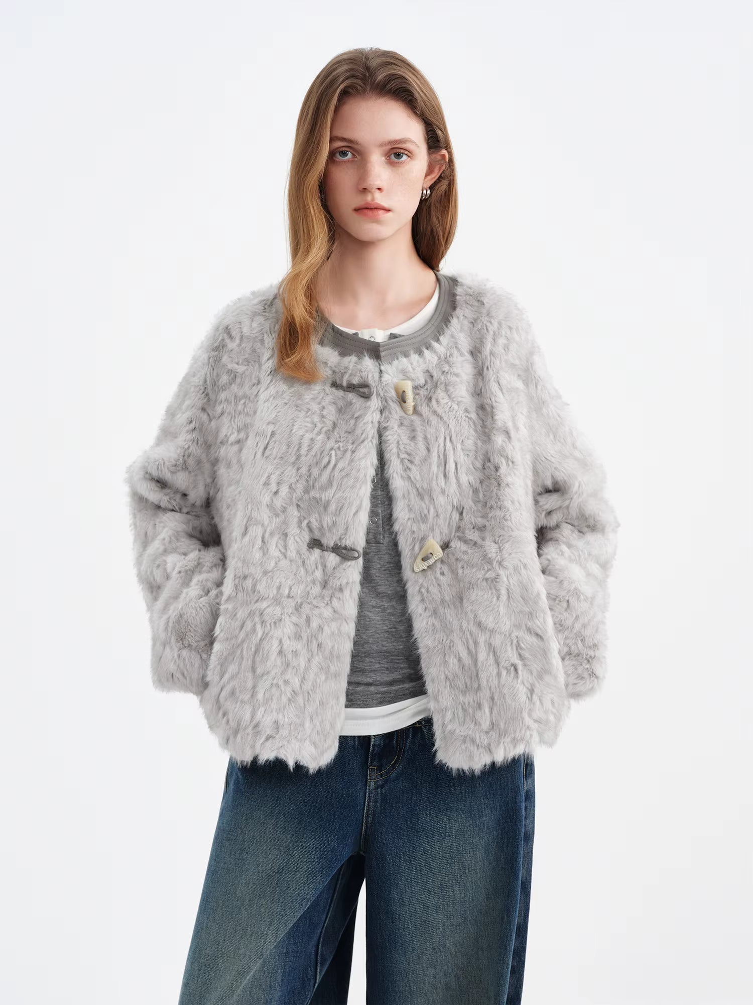 Premium Series】Faux Wool Embossed Suede Patchwork Short Jacket for Women 2025 Winter New Arrival College-Style Outerwear