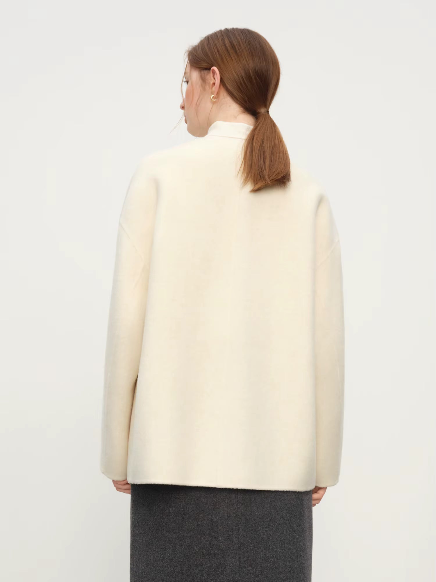 Elegant Temperament Round Neck Short Woolen Coat 2025 Winter New Solid Loose Commuter Jacket