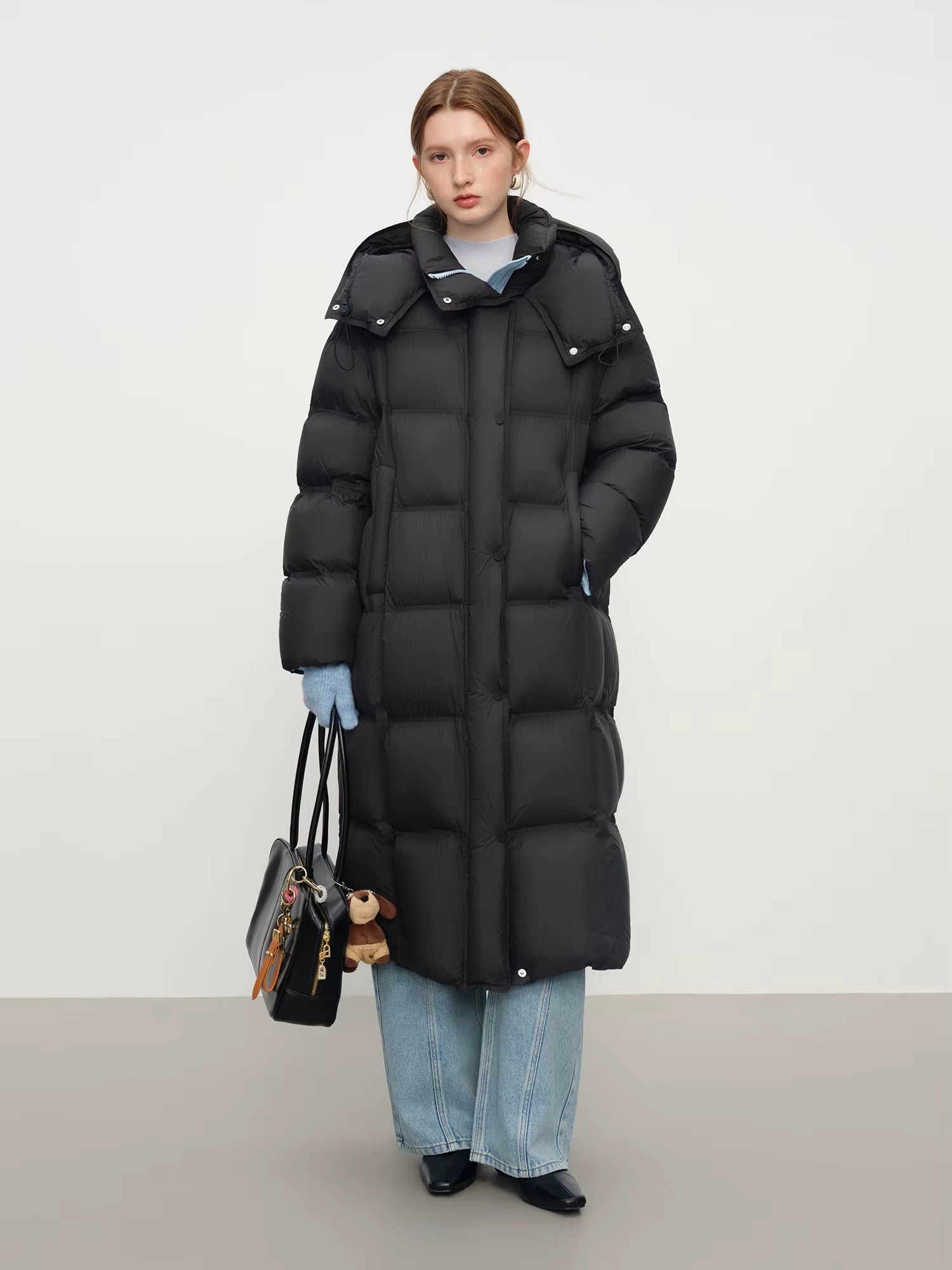 Winter New Women's Long Puffer Down Coat with Hood Two-Tone Color Block Thermal Insulated Jacket Heavy Warm Outerwear