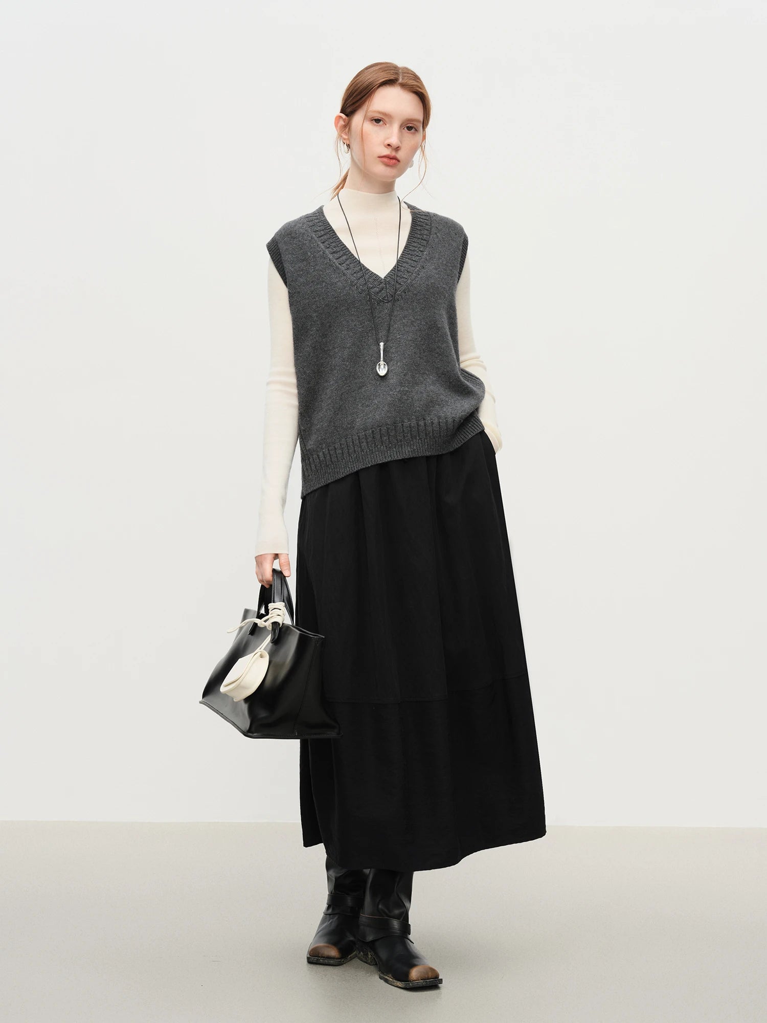 FSLE Women Autumn Winter 2025 New Arival Wool Knit V-neck Sleeveless Vest for Layering Outerwear Tops Tanks Design layered vest