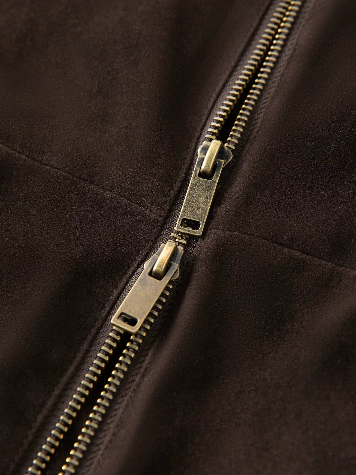 【Premium Series】 Luxury Casual Series Vintage Beaded Suede Jacket with Pearl Embroidery Women Winter 2025 New Arrival