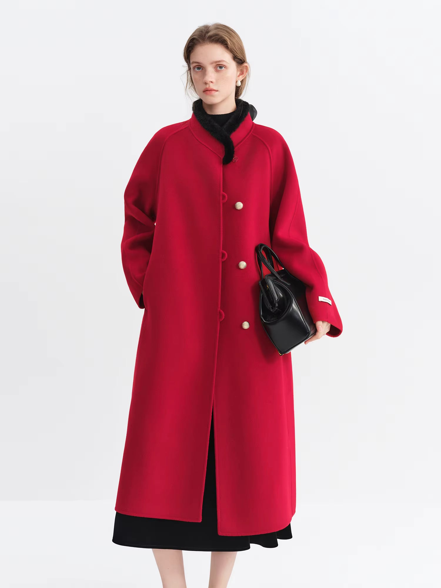 Modern Chinese Red Velvet Coat for Women Winter 2025 New Arrival Sable Fur Festive Ensemble Coat 100% Wool Long Coats