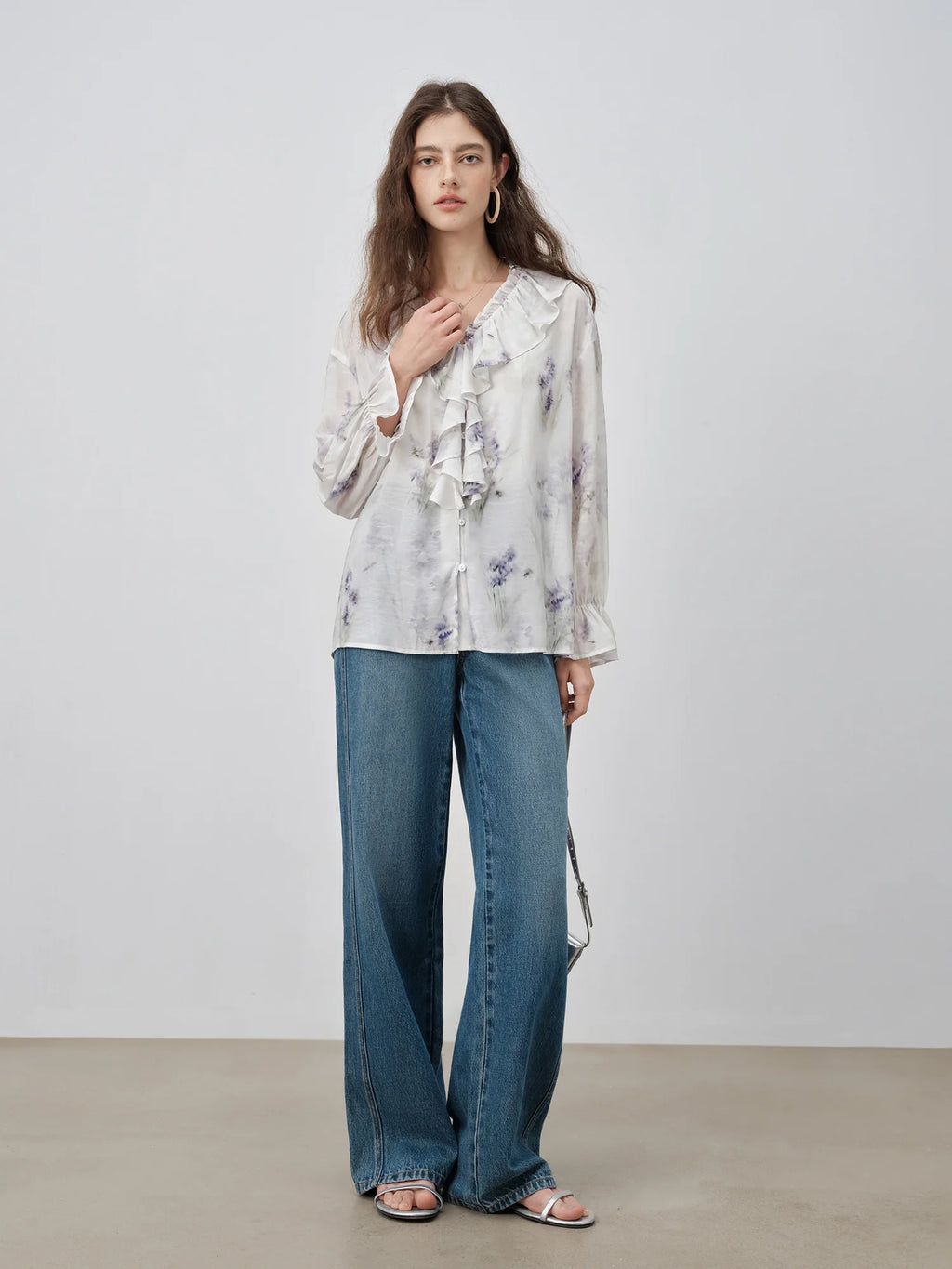 ZIQIAO 2025 Summer Petite Women Wisteria Floral Print V-Neck Blouse - Flowy Draped Ruffle Trim Sleeve Shirt for Elegant Outfits