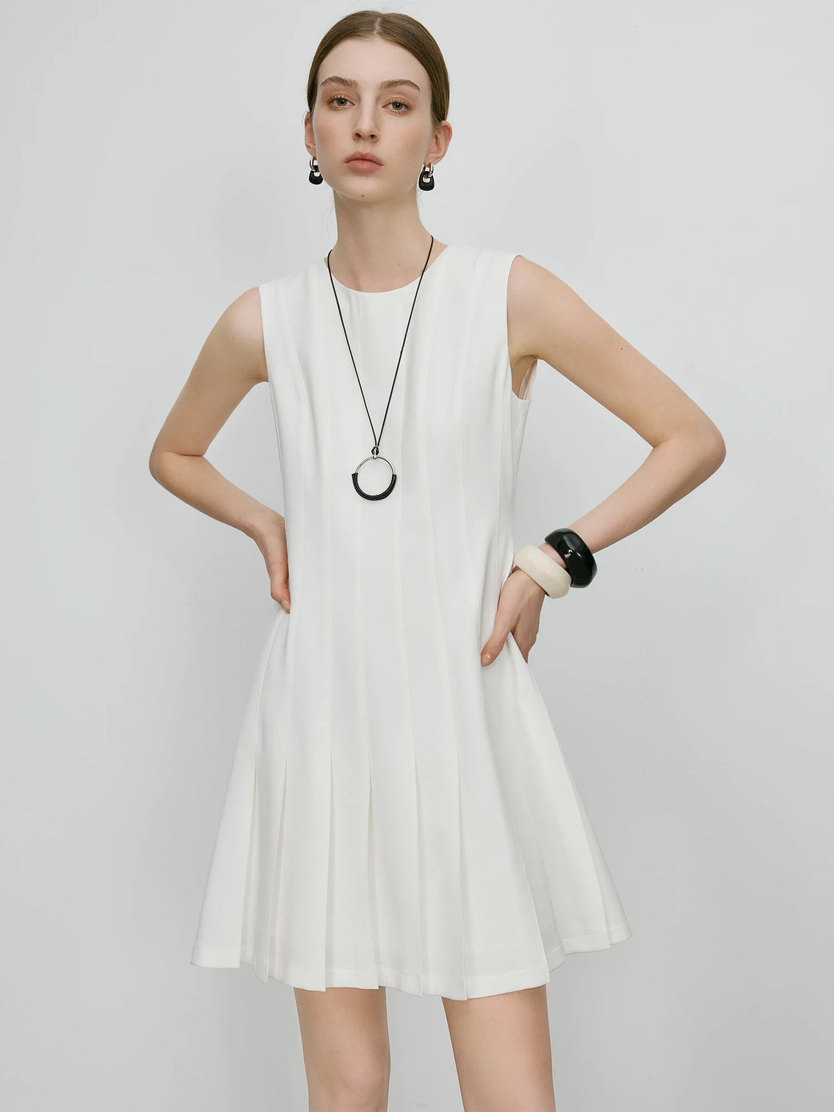 FSLE【Premium Series】Minimalism Old Money Style Acetate Sleeveless Vest Pleated Dress For Women 2025 Summer New Arrival Dress