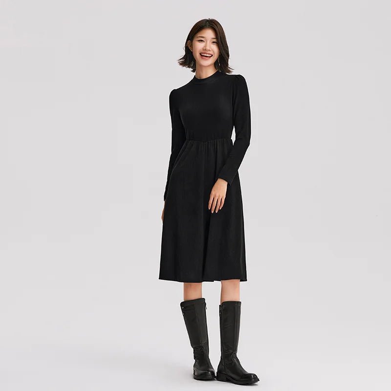 Semir Dress Women Mid-Length Slim Fit Shoulder-Fitting Inner Wear Elegant 2024 New Winter Patchwork Corduroy Little Black Dress