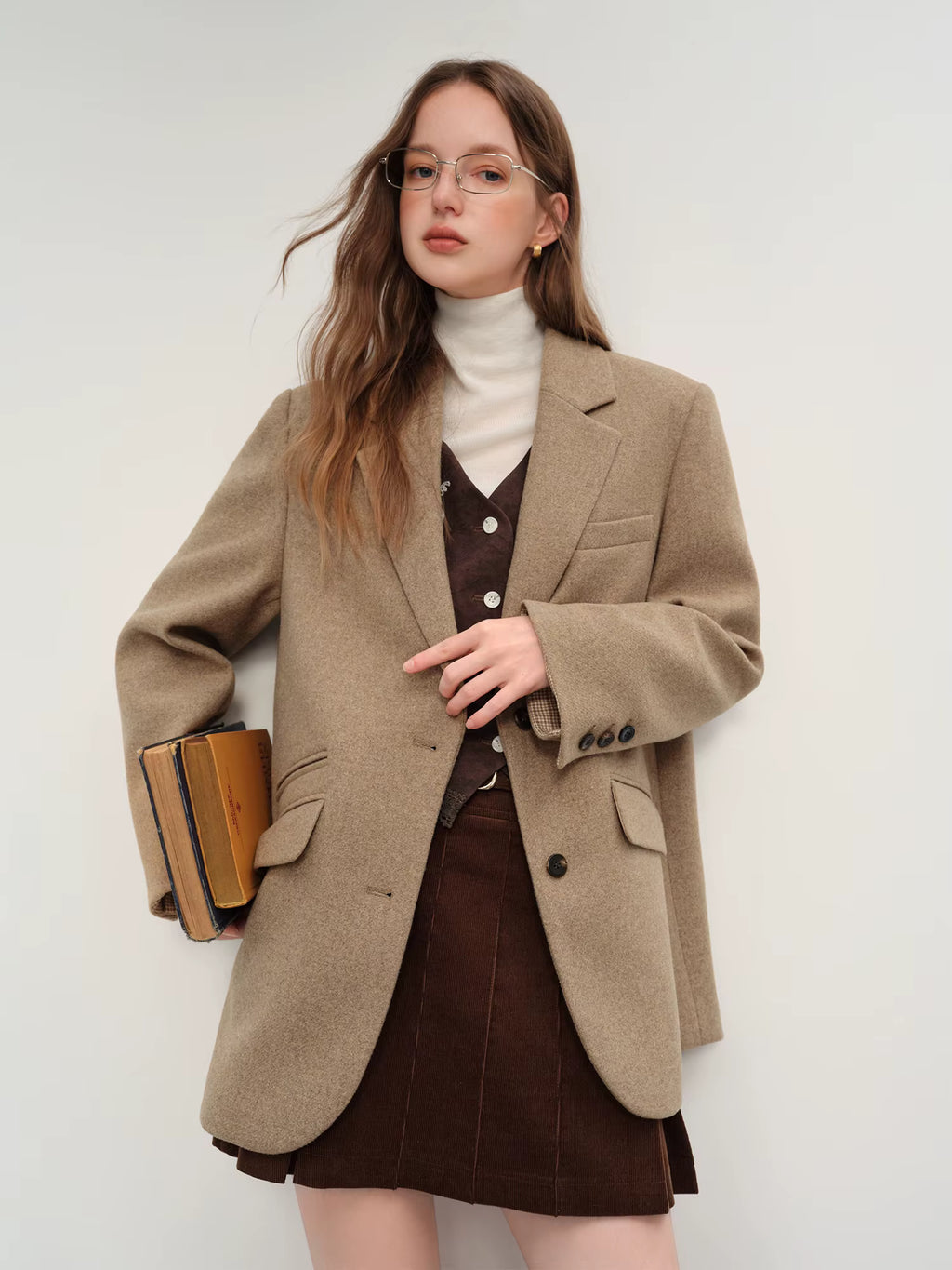 British Style Retro Check Wool Suit Jacket for Women Fall Winter 2025 New Arrival Short Coat Women Tow Color Tailored Coat