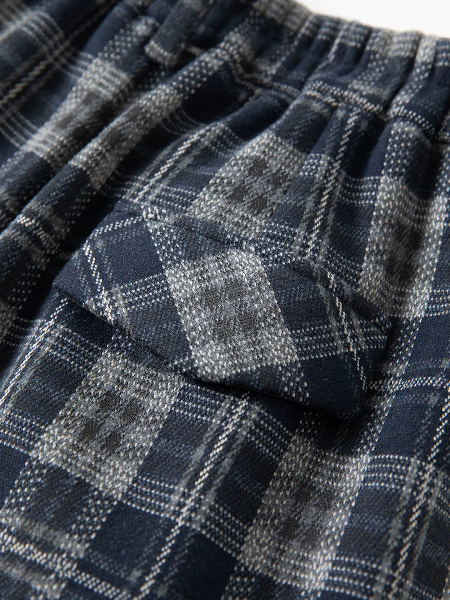 Retro Plaid Straight-Leg Casual Tros for Women Fall Winter 2025 New Arrival Petite-Friendly Casual Pants Commuting