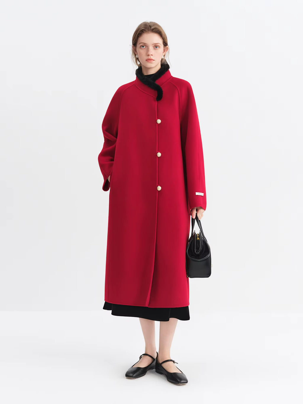 Modern Chinese Red Velvet Coat for Women Winter 2025 New Arrival Sable Fur Festive Ensemble Coat 100% Wool Long Coats