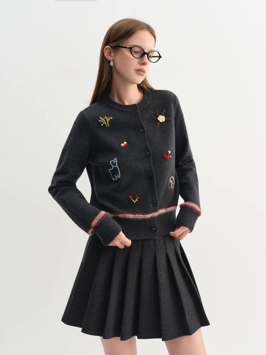 2025 Winter Women's Cute Knit Cardigan Round Neck Hand Embroidered Casual Top Soft Yarn Open Front Sweater Daily Loungewear