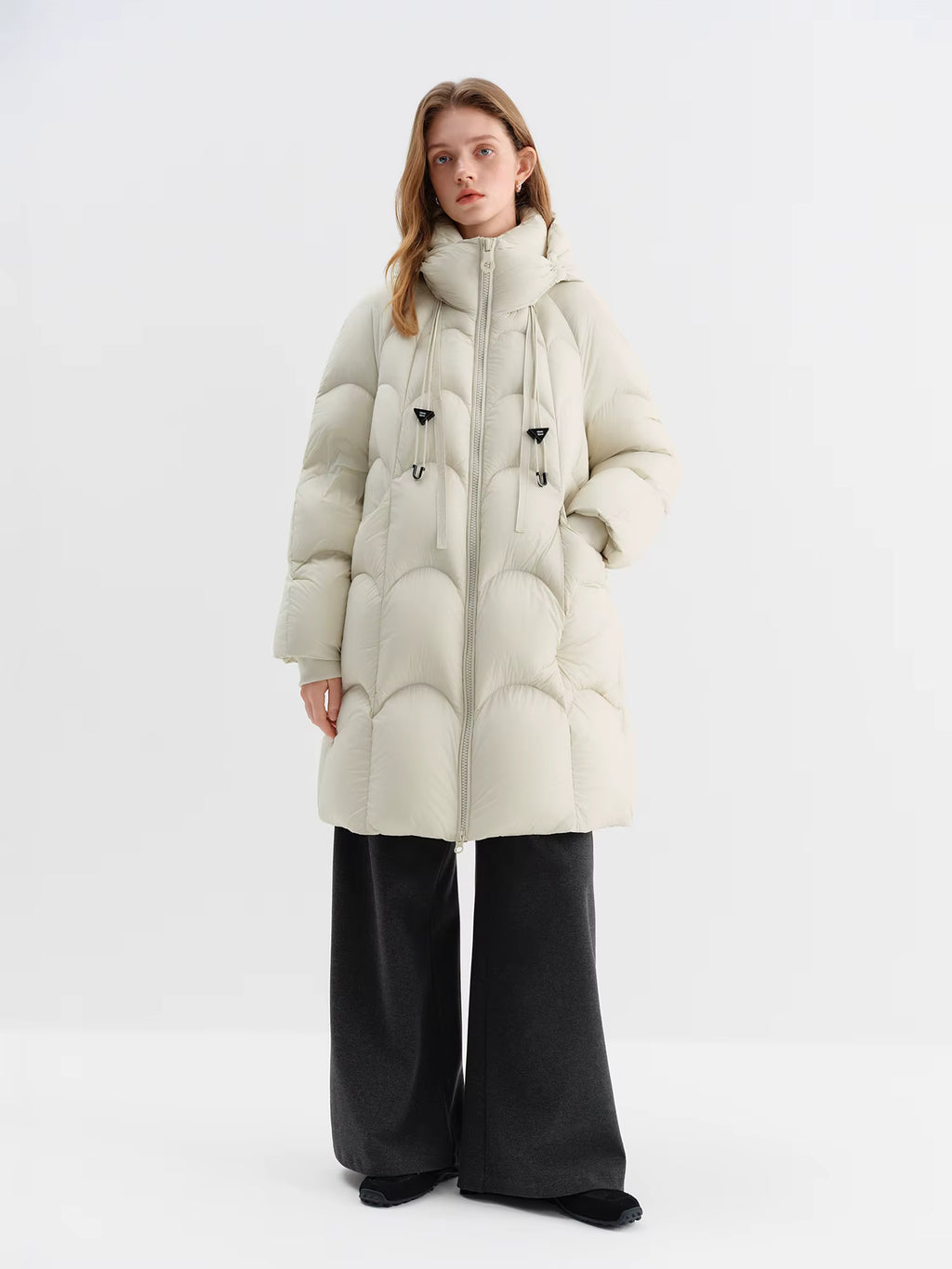 Stylish & Relaxed Ultra-Light Puff Down Jacket for Women Oversized Shell Coat, 2025 Winter Collection New Arrival Down Coat