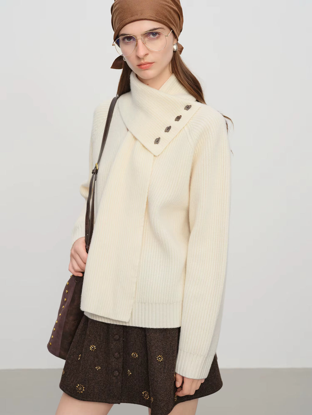 【Premium Series】Winter 2025 Women's Scarf Inspired V-Neck Knit Sweater - Relaxed Fit Comfort Pullover with Soft Touch
