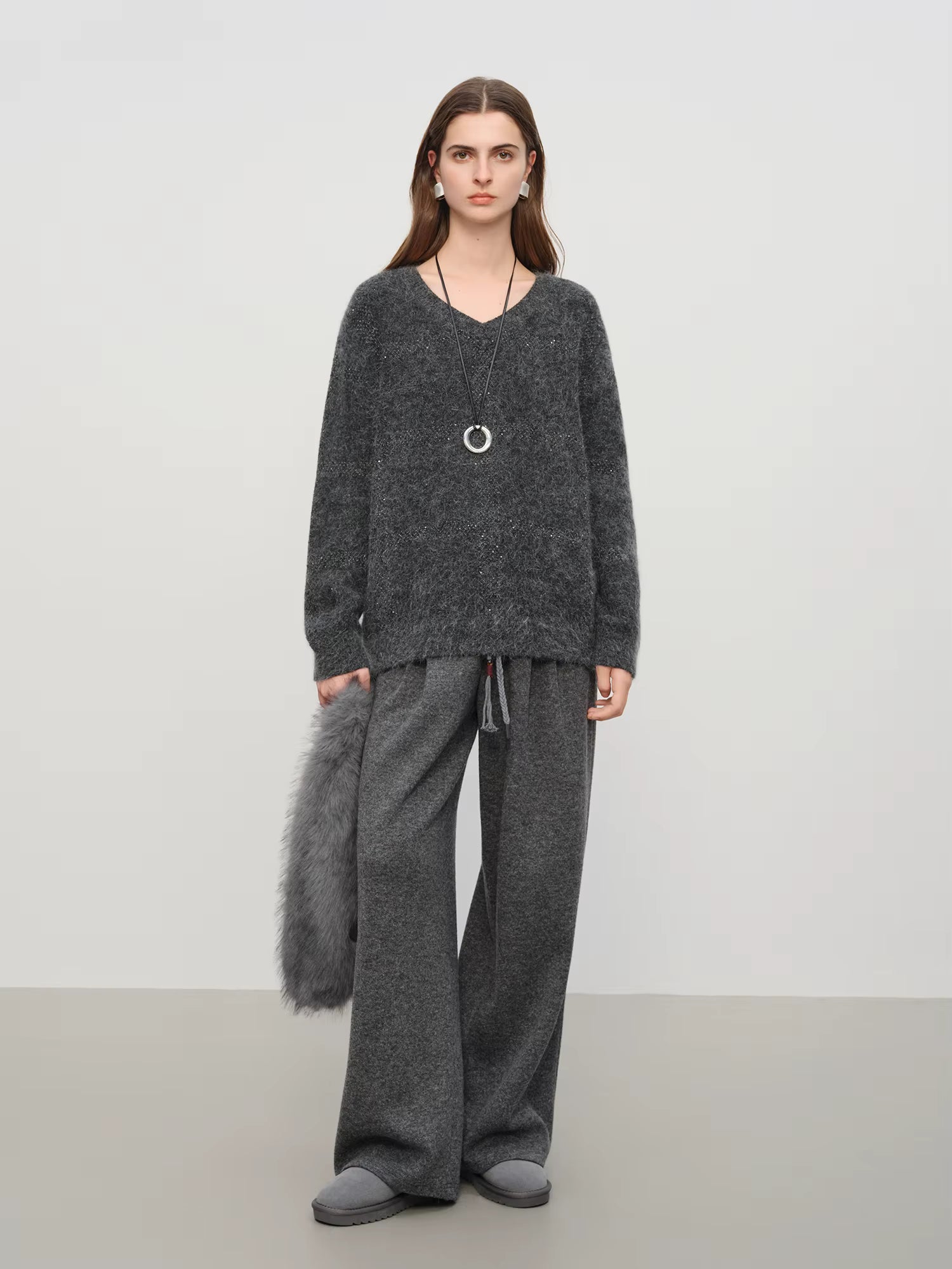 Elegant Wool Rice Dumpling Pants with Elastic Waist Drawstring Straight Cut Casual Winter Pants for Women 2025 New Arrival