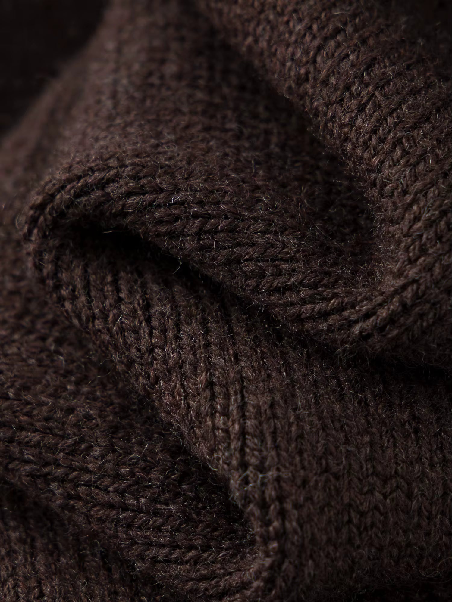 2025 Winter Women's Fun Animal Pattern Jacquard Knit Sweater - Relaxed Fit Round Neck Slimming Pullover for Casual Comfort