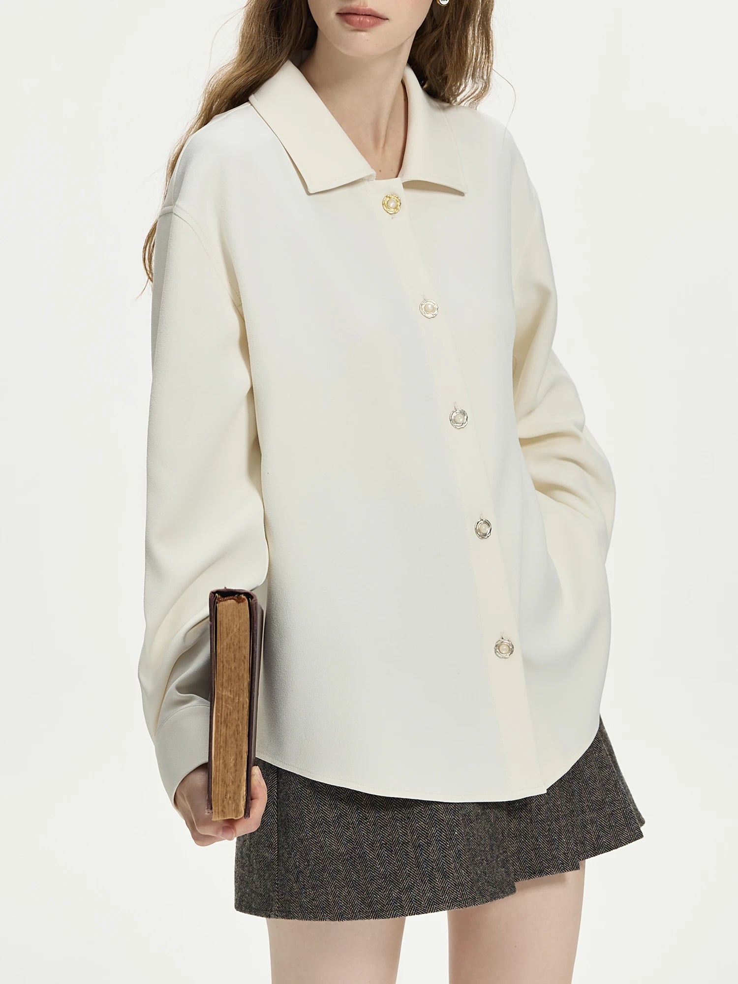 FSLE Women Loose Shirts Women Commuter Work Style Blouses 2024 Winter New Draped Long Sleeve Beige Shirt 24FS14479