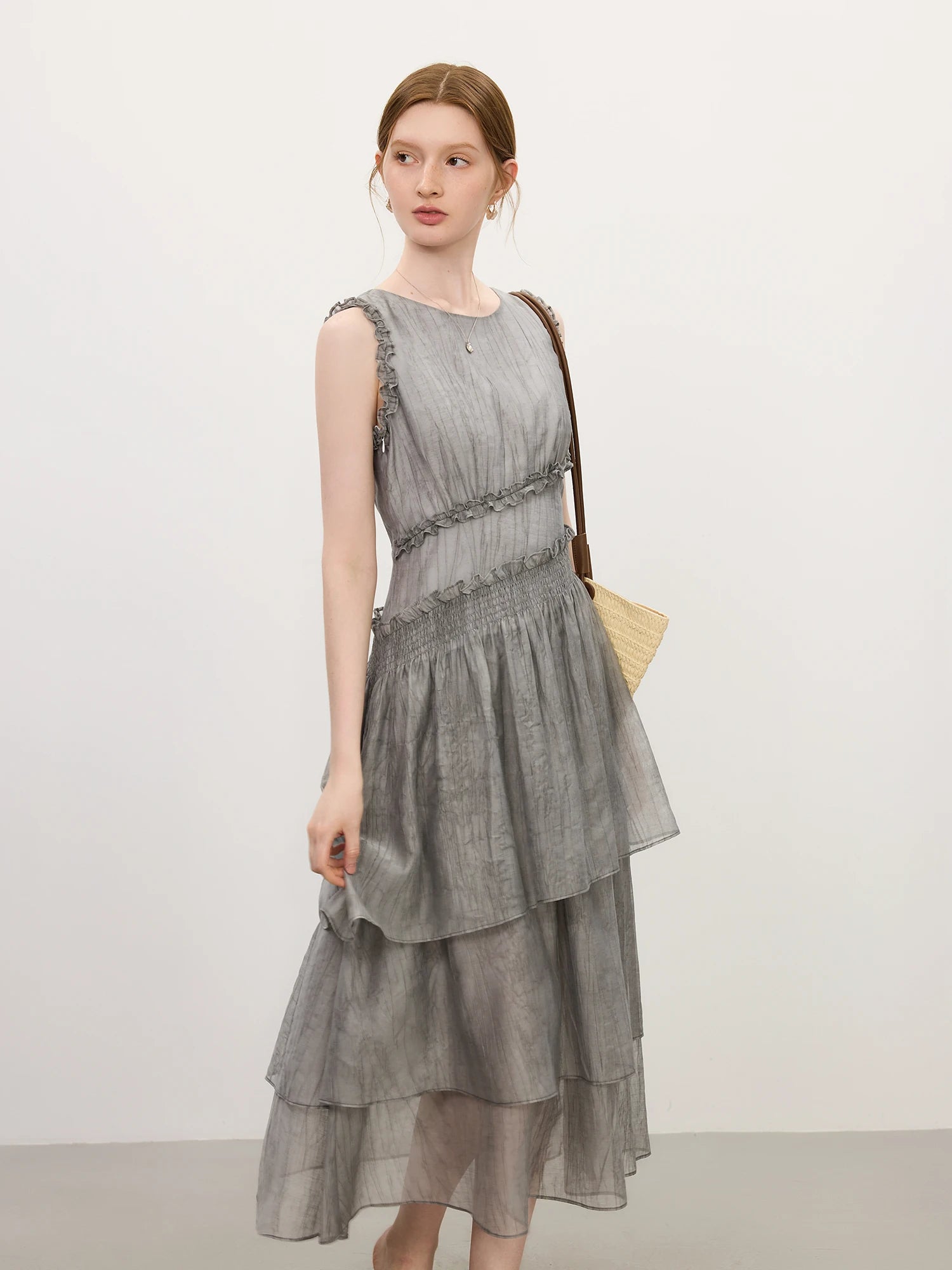 FSLE 2025 Summer Textured Pleat Dress - Fluid Asymmetric Hem Sleeveless Resort to Office Elegant Silhouette