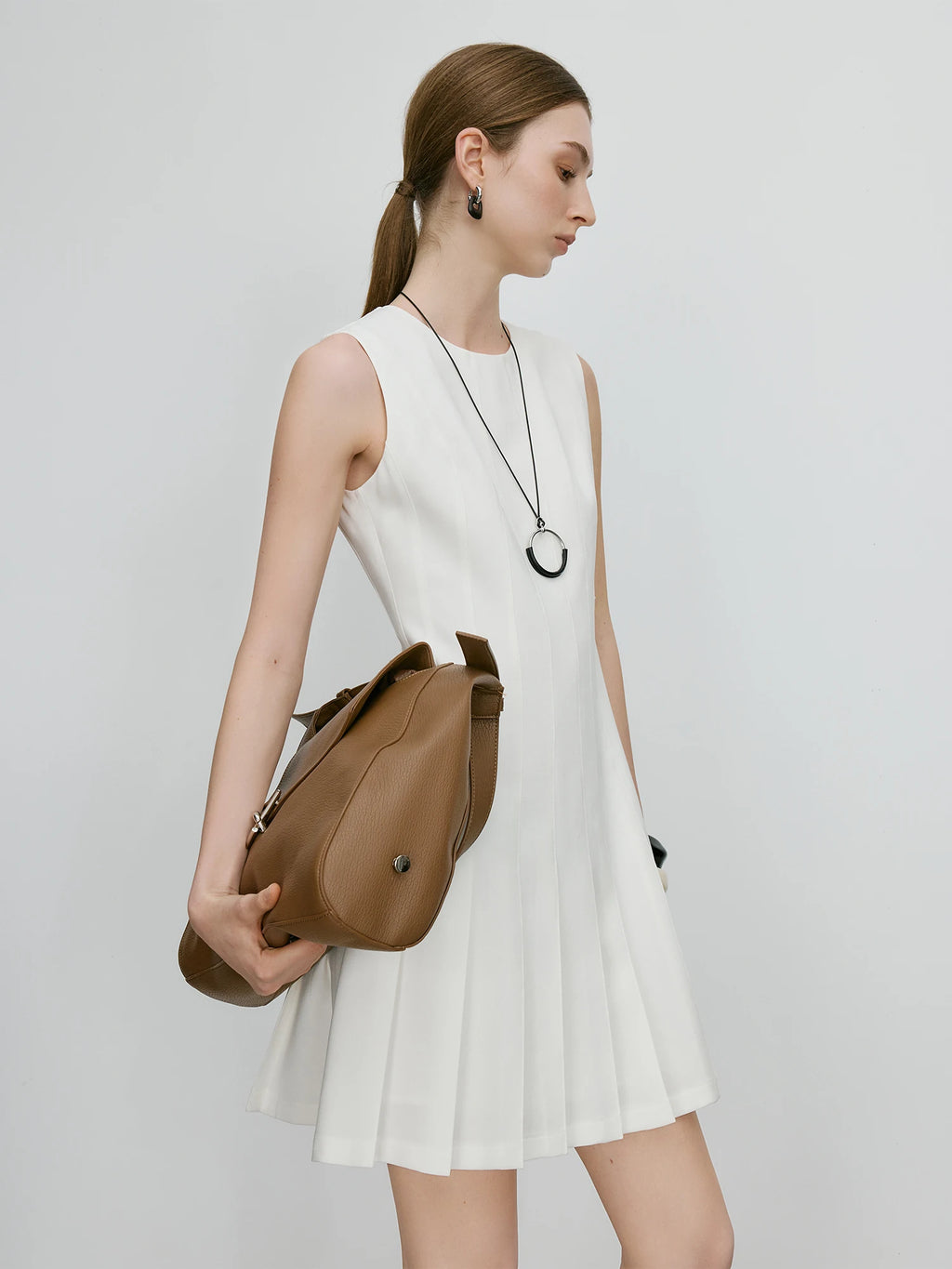 FSLE【Premium Series】Minimalism Old Money Style Acetate Sleeveless Vest Pleated Dress For Women 2025 Summer New Arrival Dress