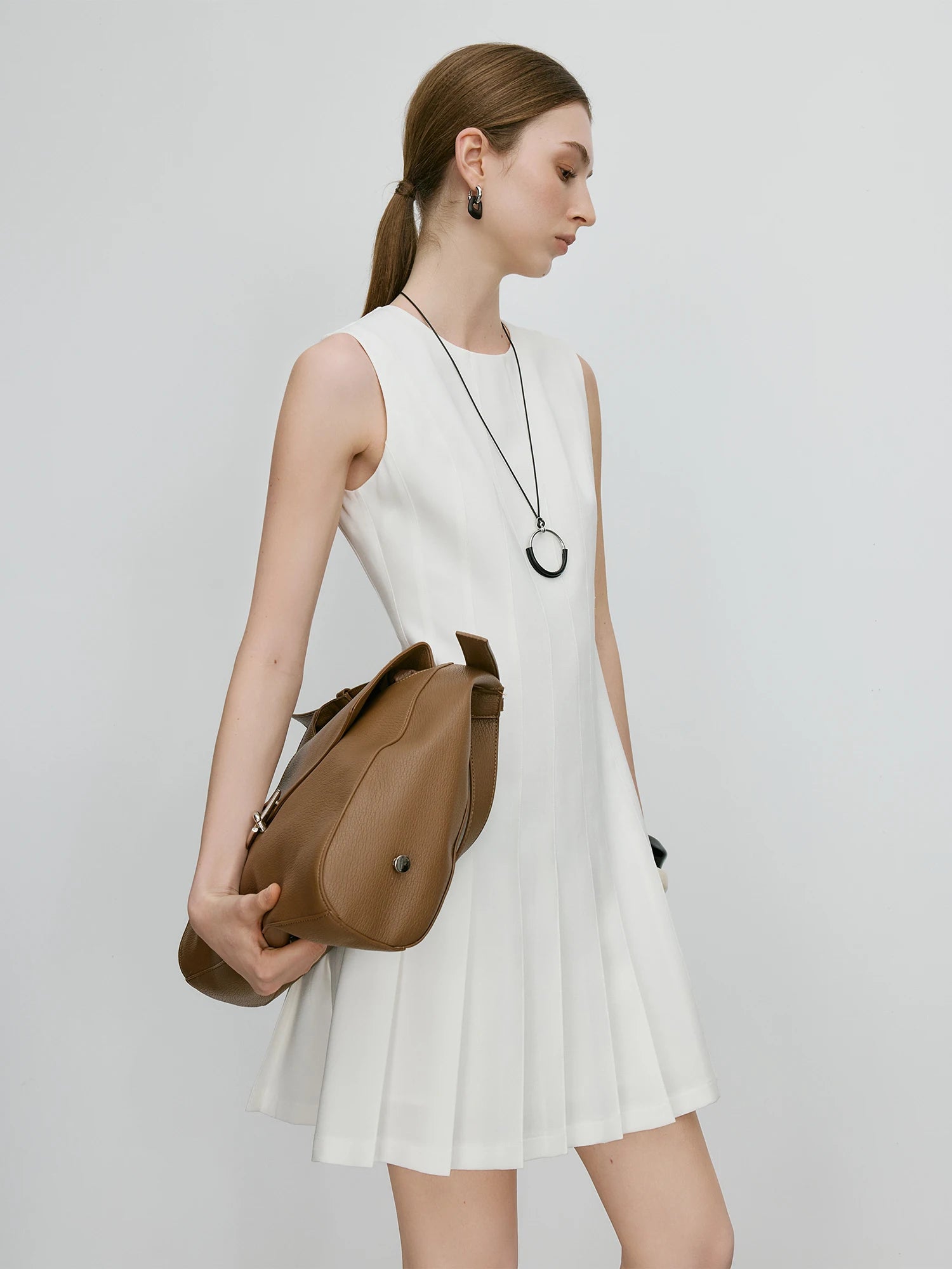 FSLE【Premium Series】Minimalism Old Money Style Acetate Sleeveless Vest Pleated Dress For Women 2025 Summer New Arrival Dress