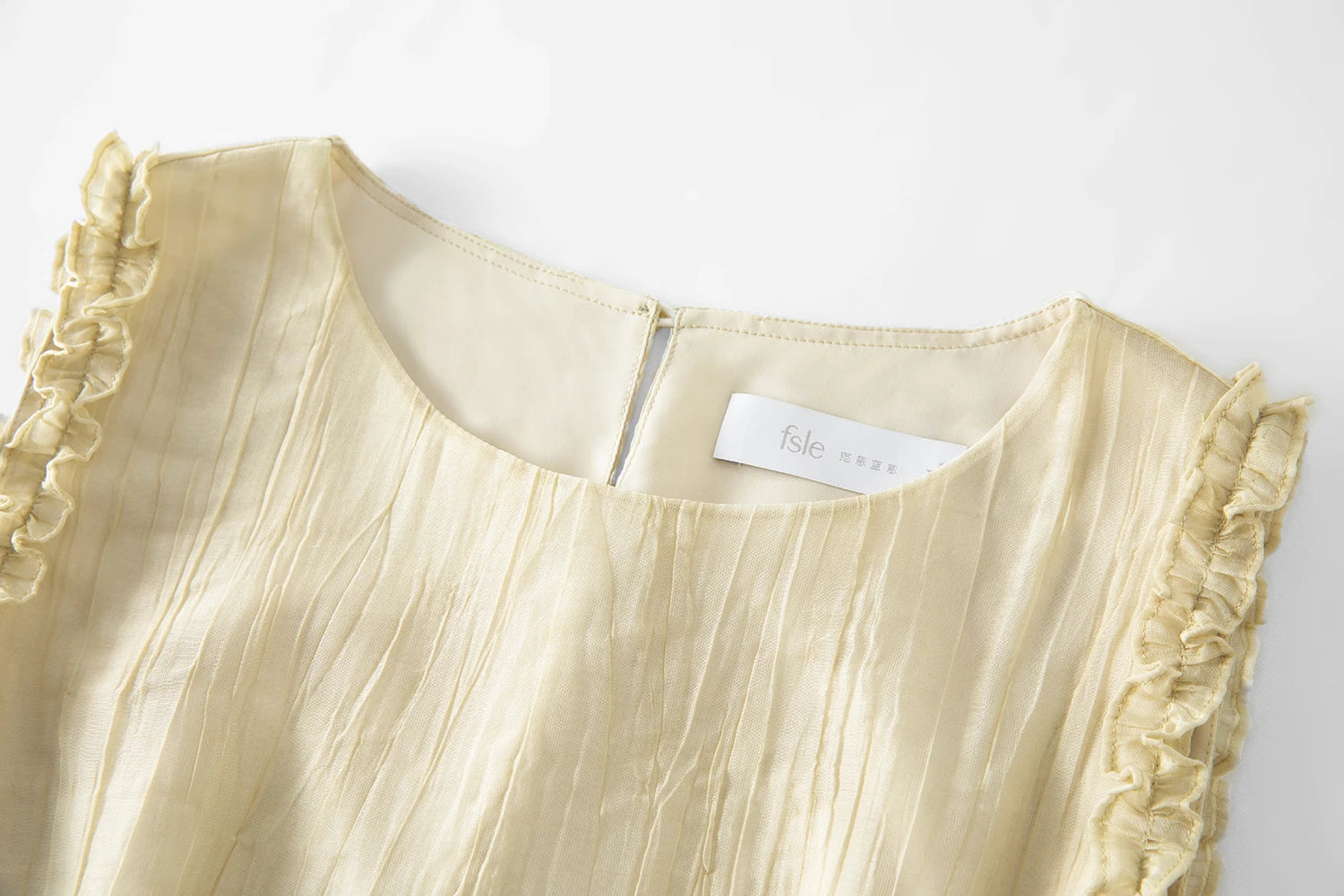 FSLE 2025 Summer Textured Pleat Dress - Fluid Asymmetric Hem Sleeveless Resort to Office Elegant Silhouette